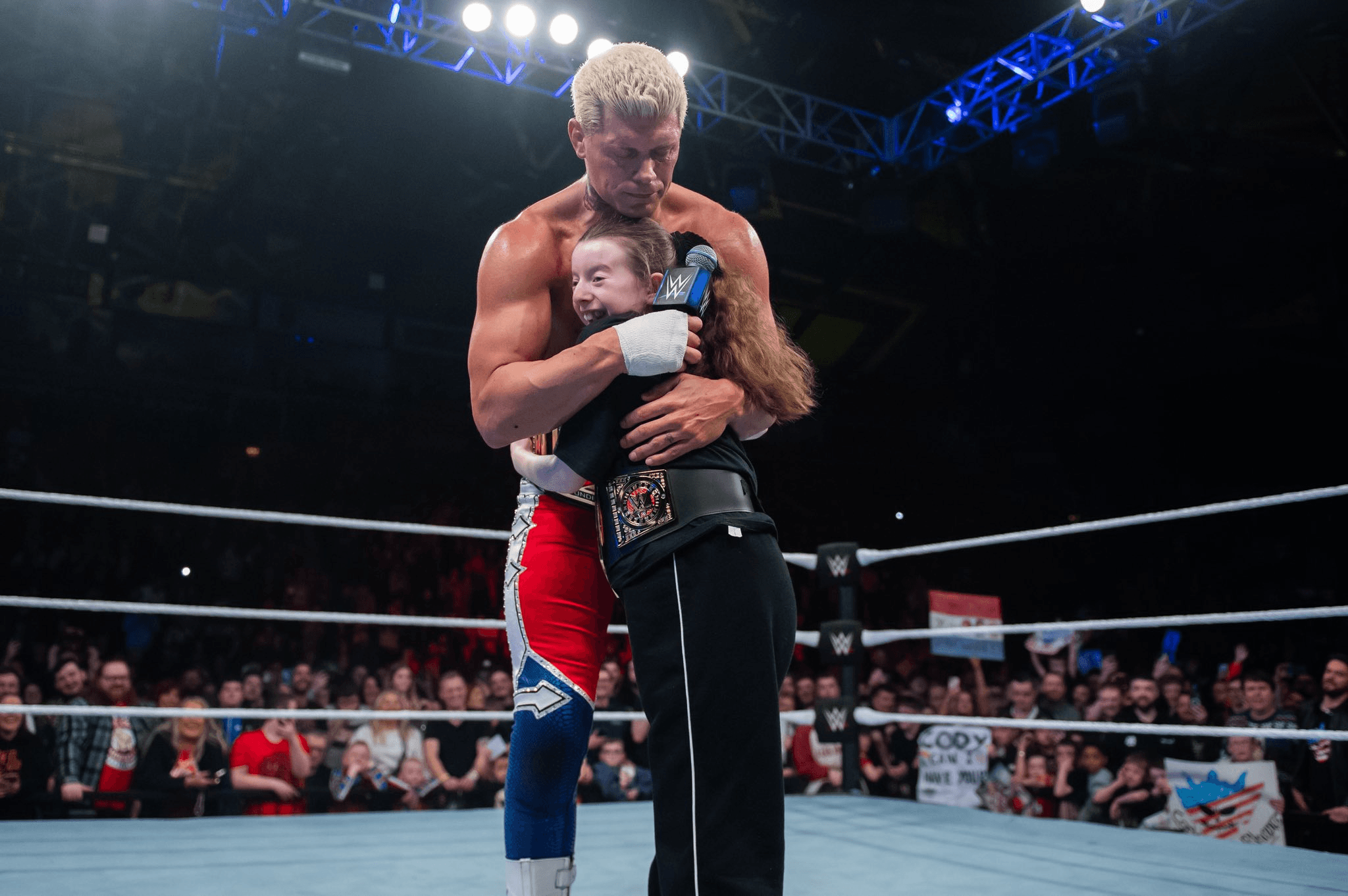 how to go to a wwe show, attend a wwe live event, wwe live event guide, how to buy wwe tickets, wwe ticket prices, wwe raw live tickets, wwe smackdown live tickets, wwe house shows explained, wwe premium live events guide, wrestlemania tickets guide, best seats for wwe events, first time wwe live event tips, what to expect at a wwe show, wwe live show experience, wwe event seating tips, wwe merchandise at live events, wwe vip experience, meet wwe superstars live