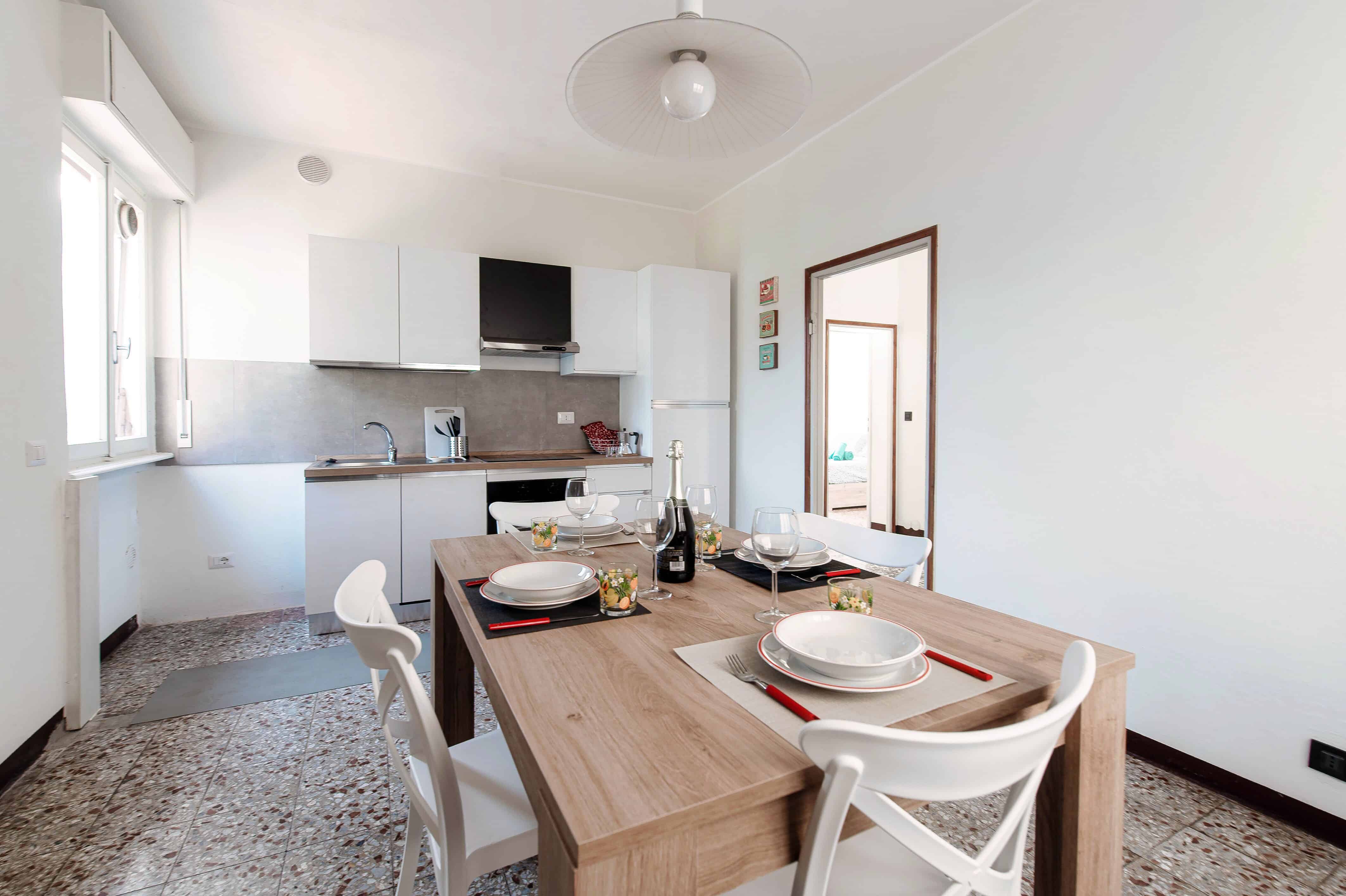 living room lake view apartment como