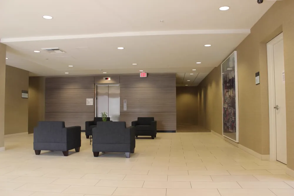 Uni Construction - Tenant Improvement for Active Life - construction - image 4