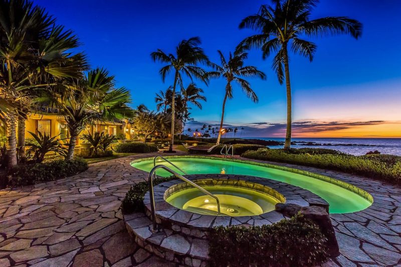 12 Tropical Villa on the Pacific