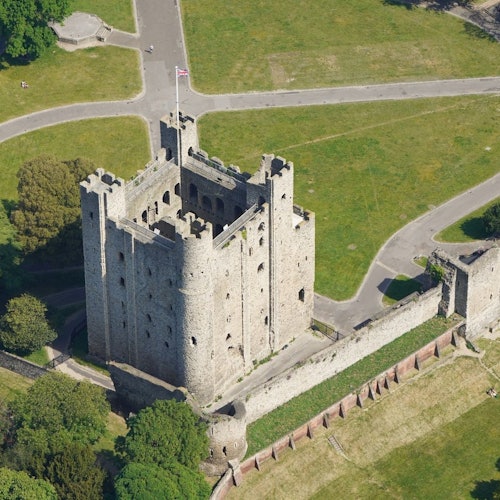 บัตรทริปเที่ยวโรเชสเตอร์ ปราสาทโดเวอร์ และหน้าผาขาว: วันเดินทางจากลอนดอนไปโดเวอร์