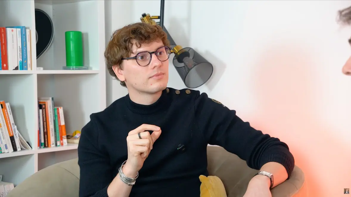 Vidéo YouTube QUBE's sur la gestion de la conciergerie et location courte durée en 2026