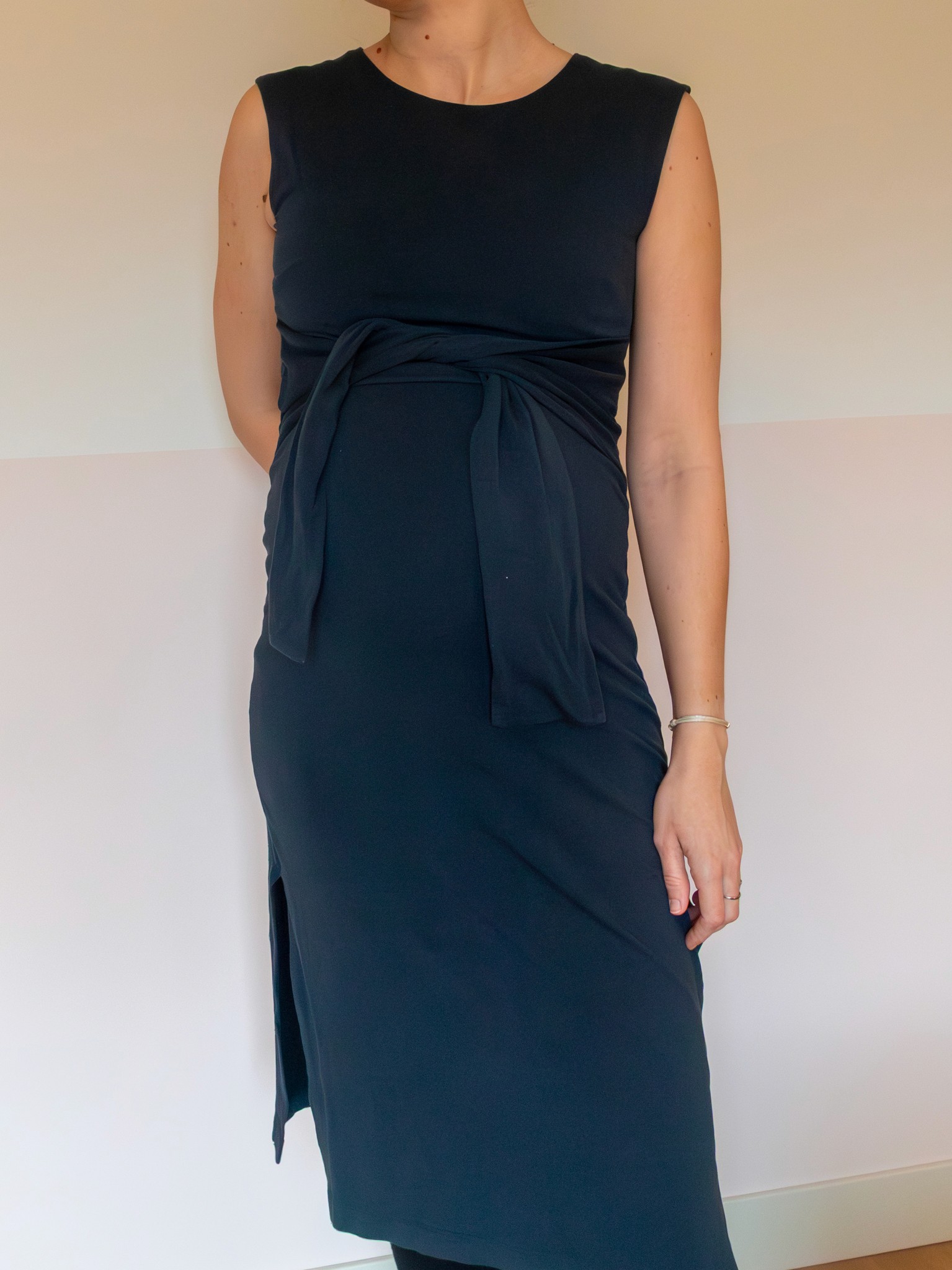 Zwangerschaps- en borstvoedingsjurk, boob design, marineblauw, vooraanzicht