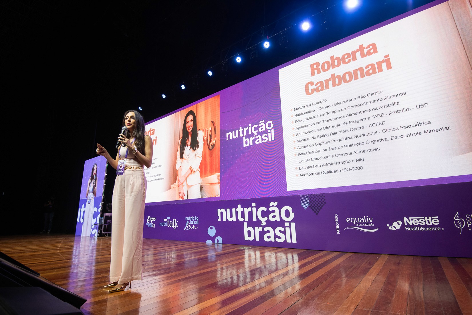 Business Presentation with Interactive Video Call