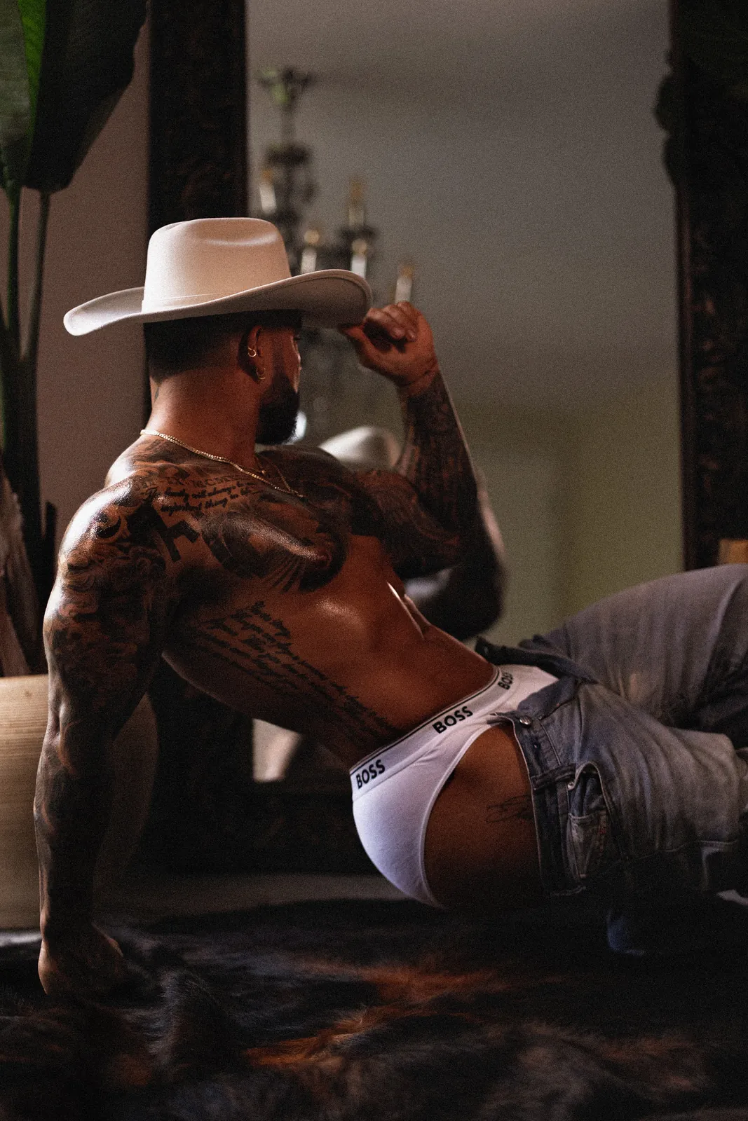 Aaron Vega - The Webcam Company