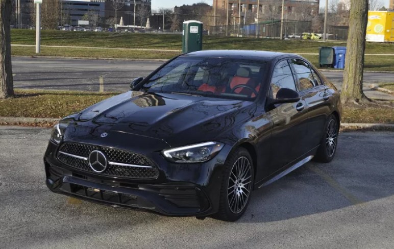 image Mercedes-Benz C300 4MATIC