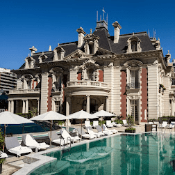 Four Seasons Hotel