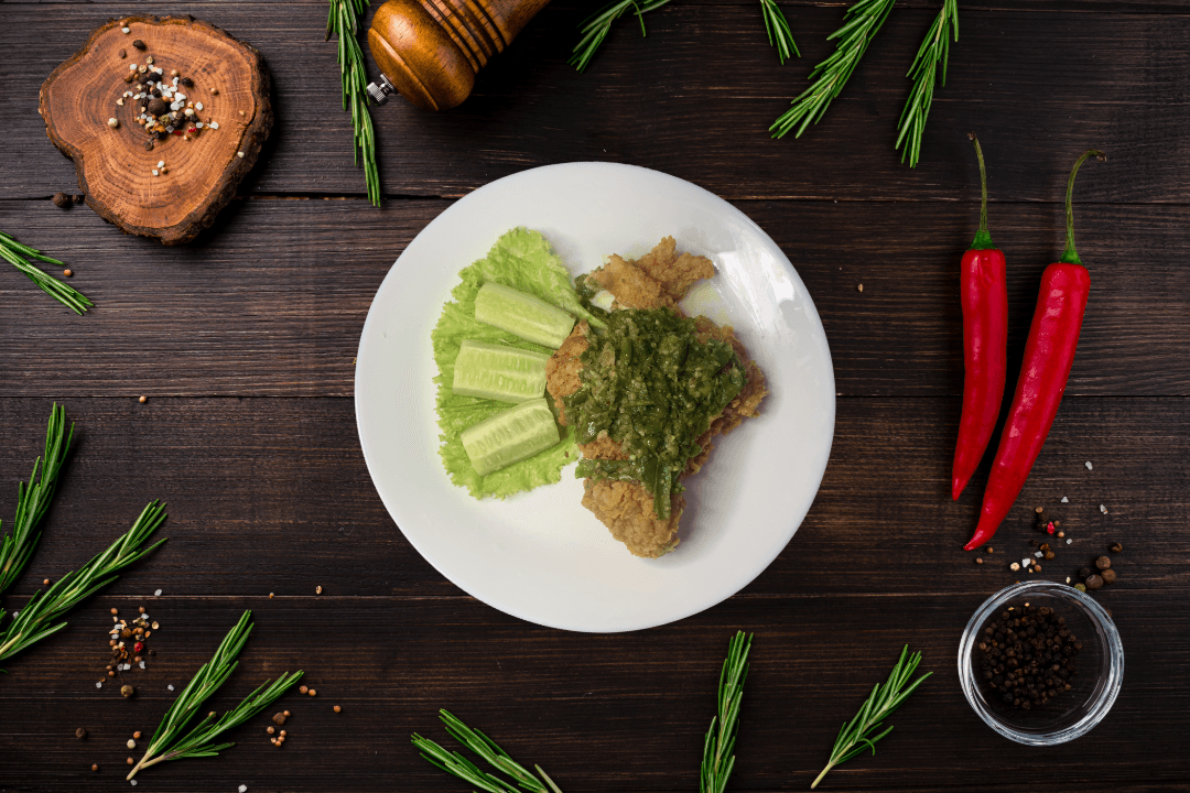 Seared scallops in a white plate