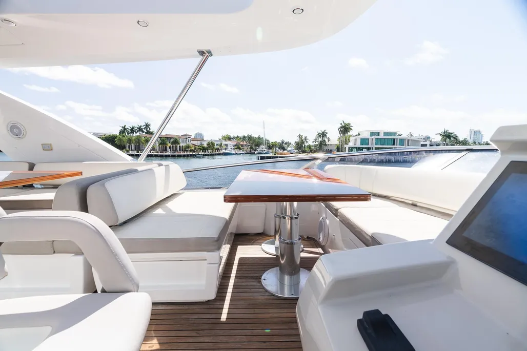 Boat thumbnail 77