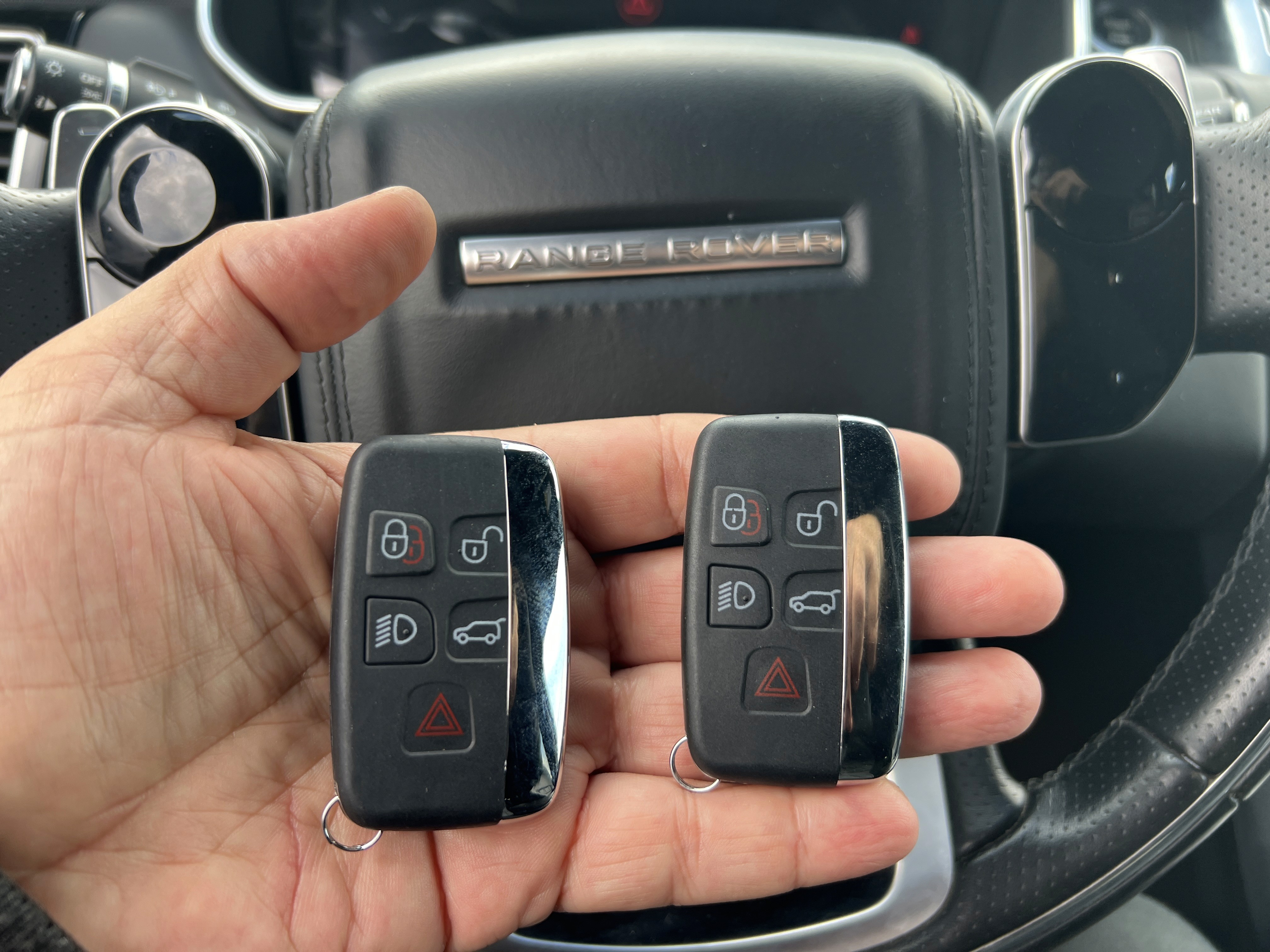 a person swimming in the water with grass