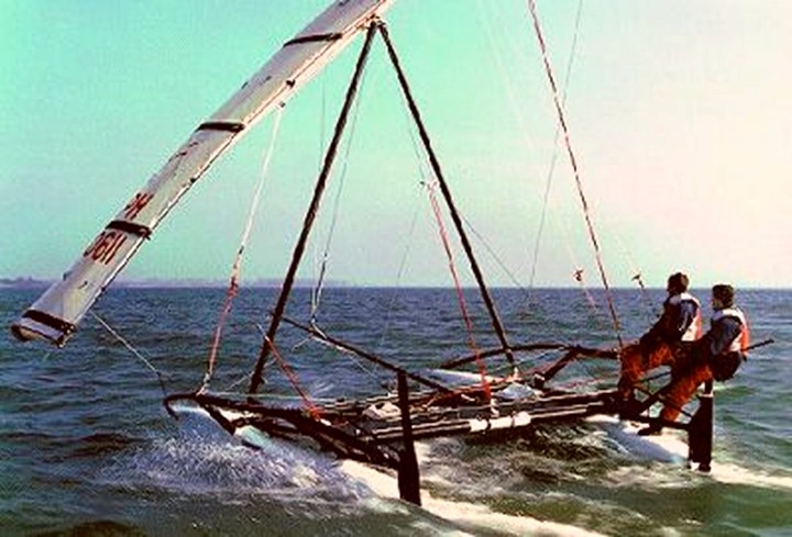 Aeroskimmer