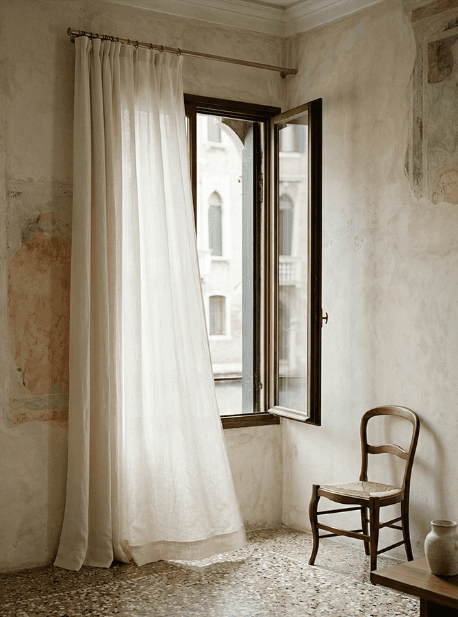 деталь интерьера старого венецианского дворца