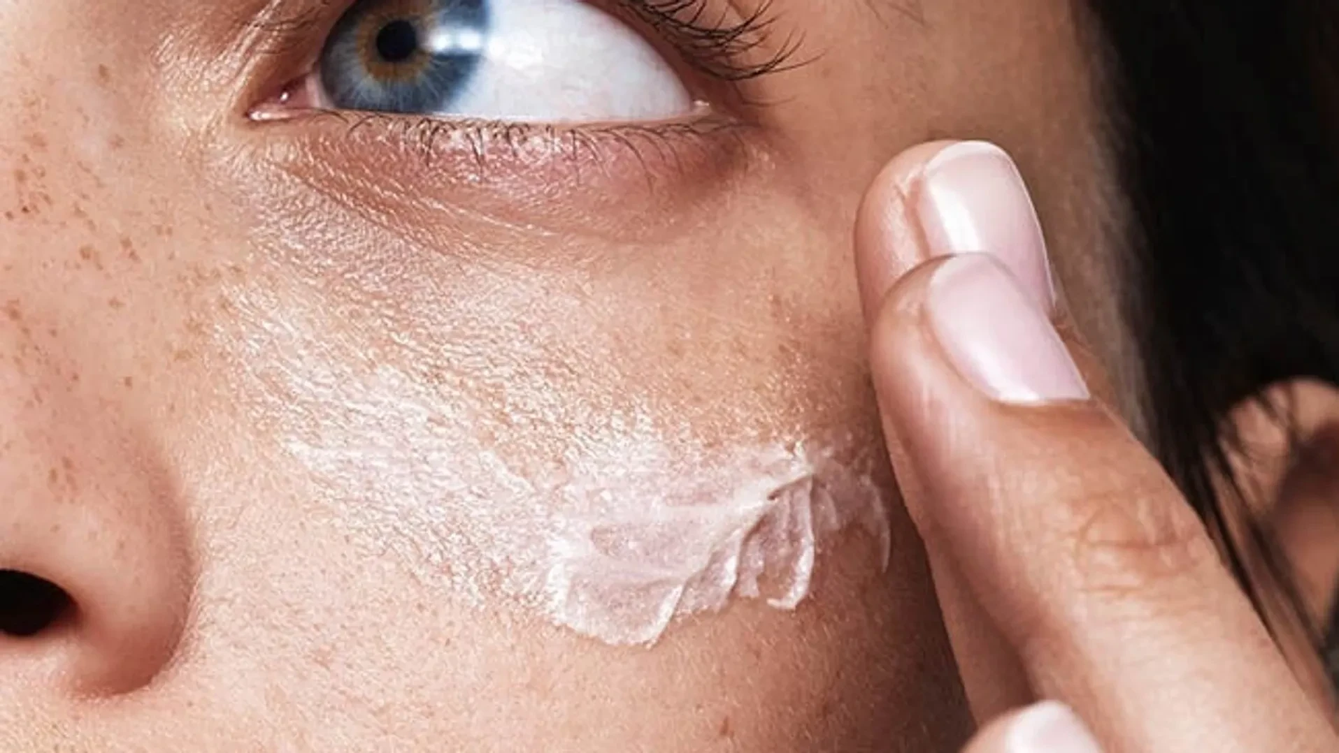 Sodium Hyaluronate Gel for Wrinkle Reduction: How Does It Work?