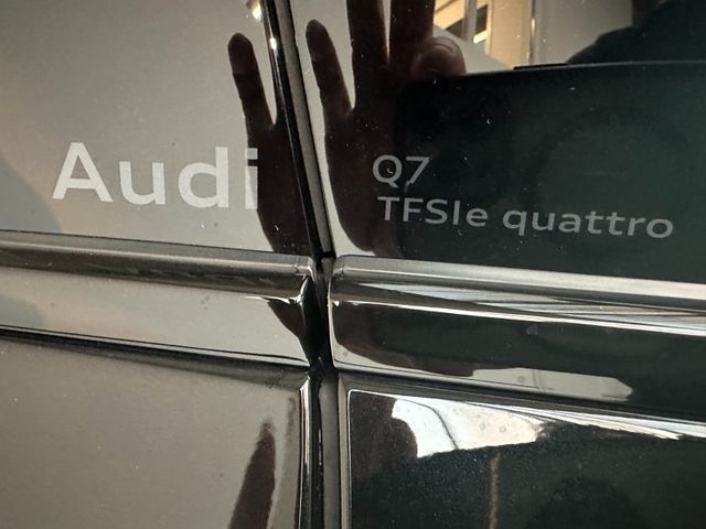 AUDI Q7 2024 BLACK Gebrauchtwagen - Galeriebild 19