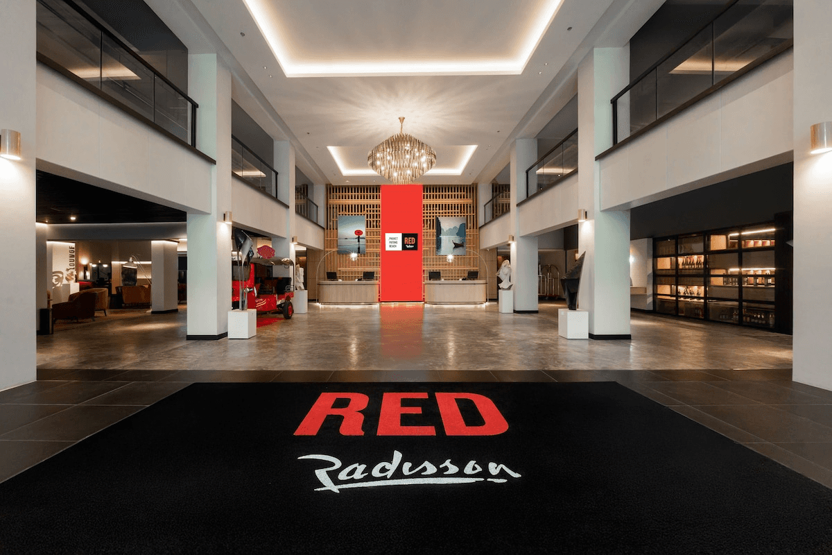 Radisson Red