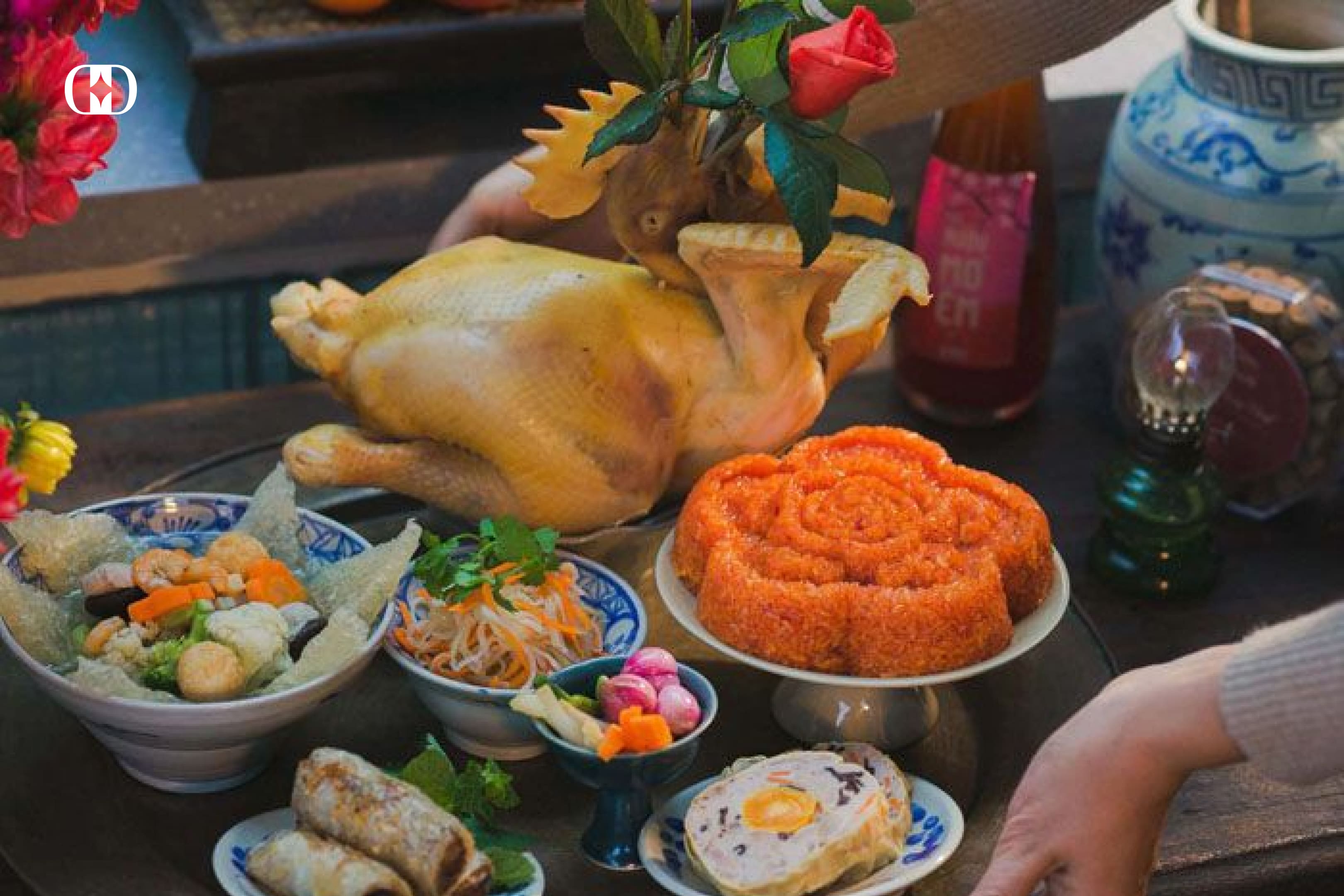 gà cúng giao thừa quay đầu ra hay vào​