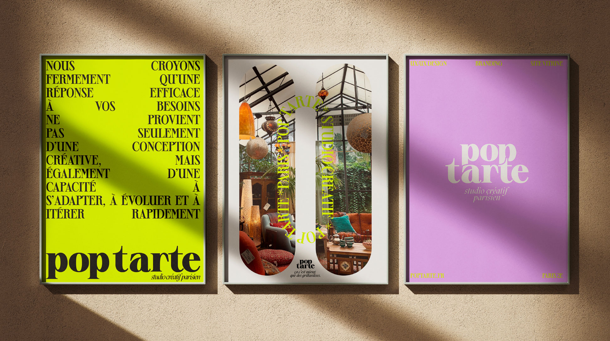 Affiches graphiques représentants le studio.