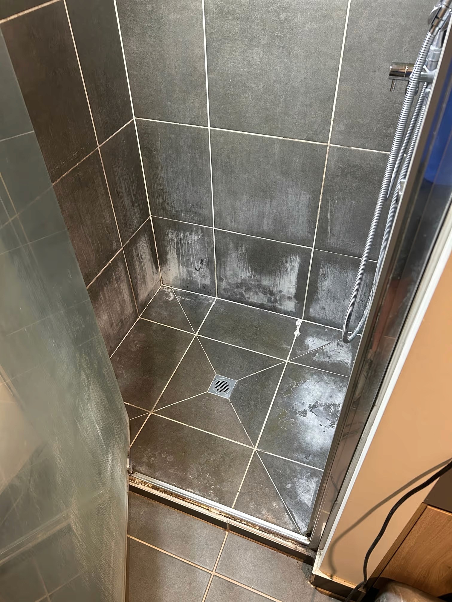 Shower regrouting