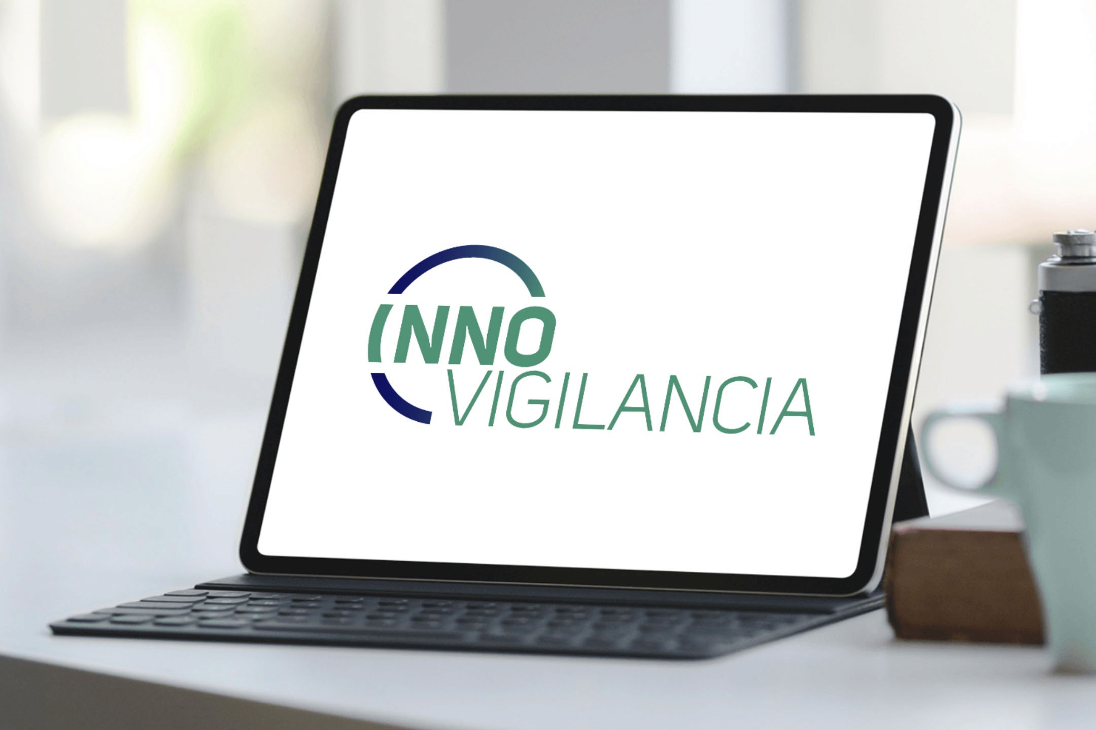 Innovigilancia logo design