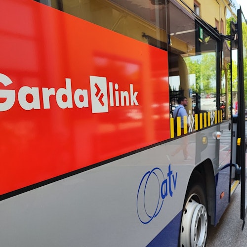 Garda: Garda Link Bus + Tog fra Venedig billetter i Lazise