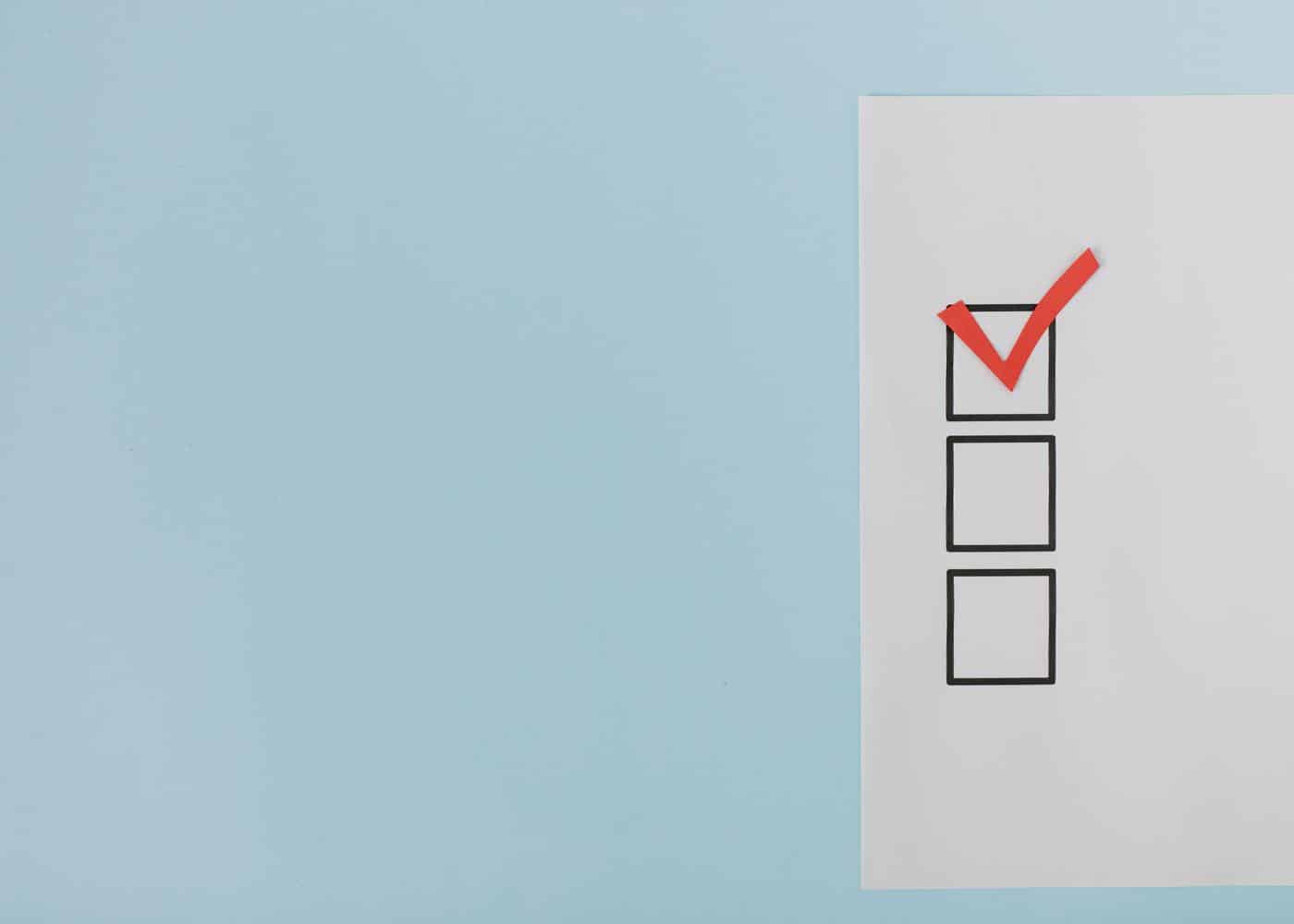 Checklist with 3 boxes and top box ticked