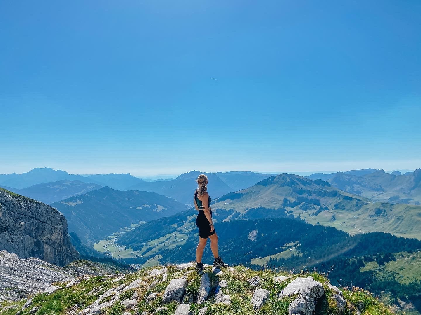 The image featured at the top of the about us page #1