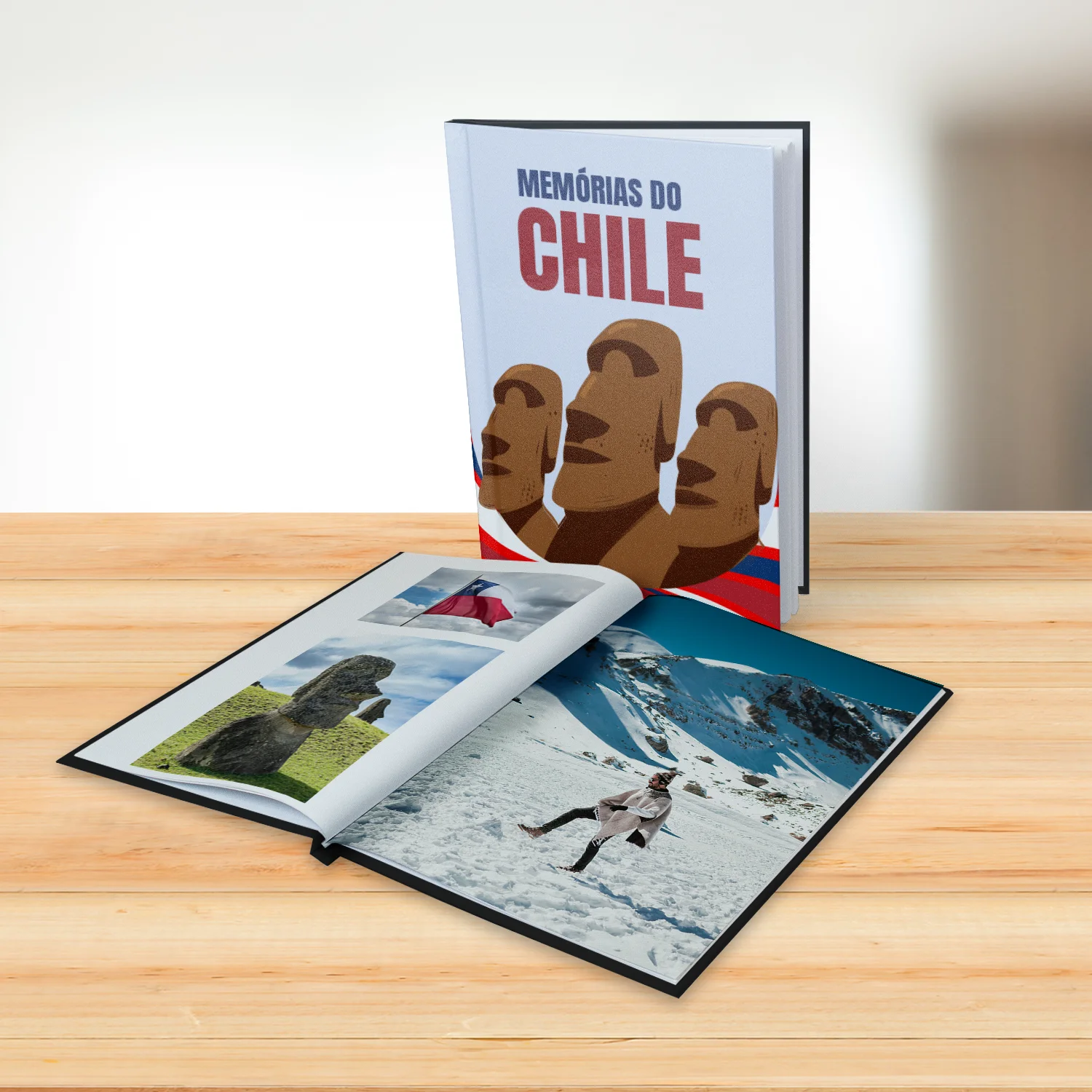 Fotolivro de capa dura no tamanho 30x30cm aberto e fechado em loop.