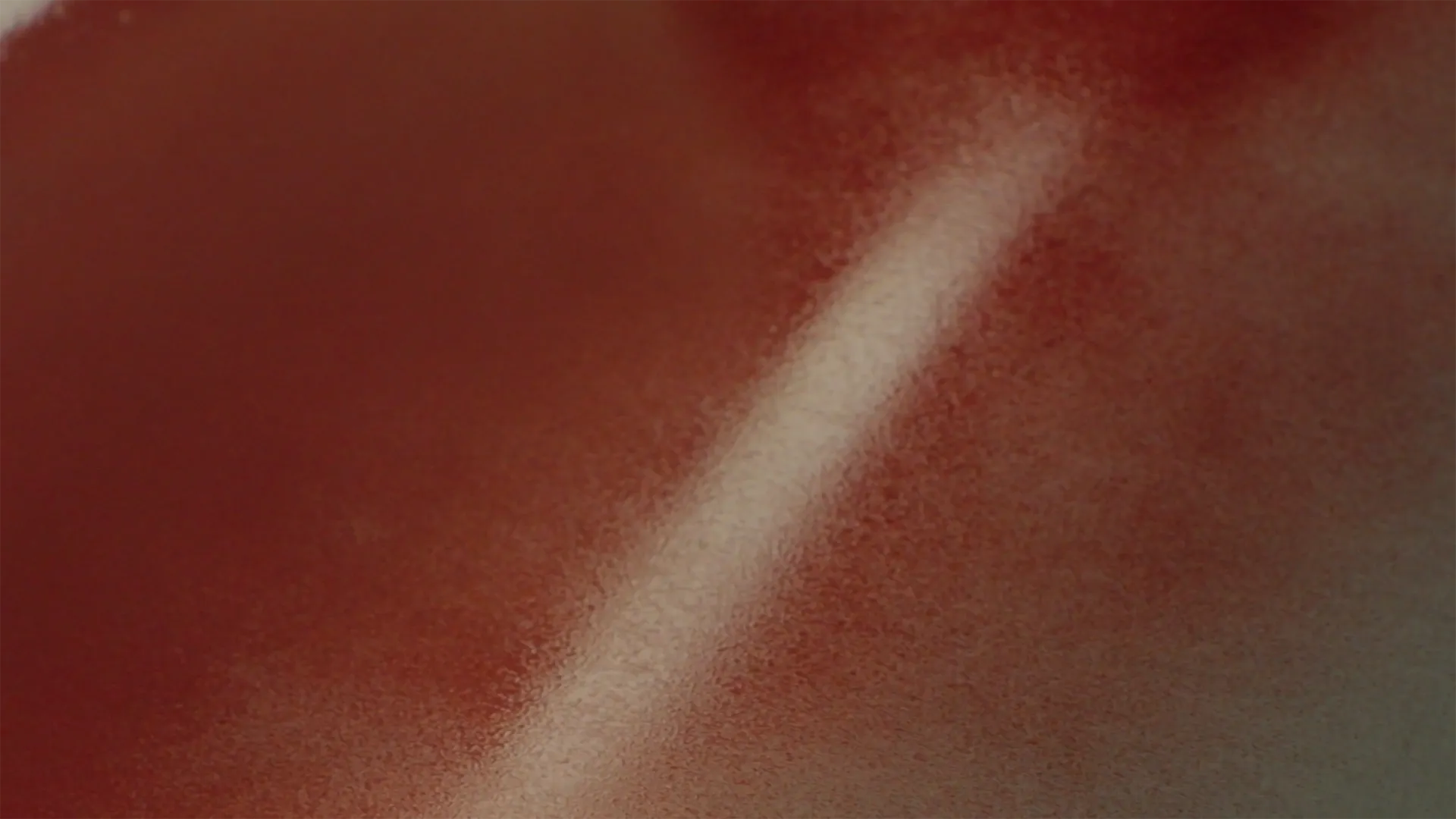 Traces for Range Rover: main video still showing an architectural detail of a metal bridge against a blue sky.