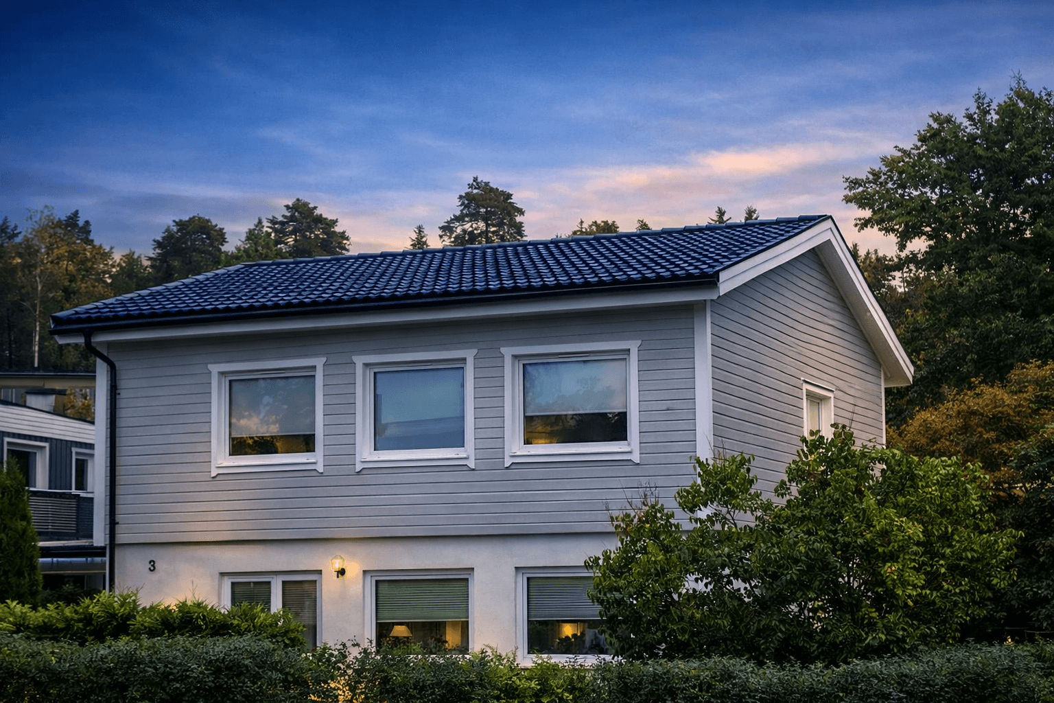 a close up of a roof with a blue sky in the background
