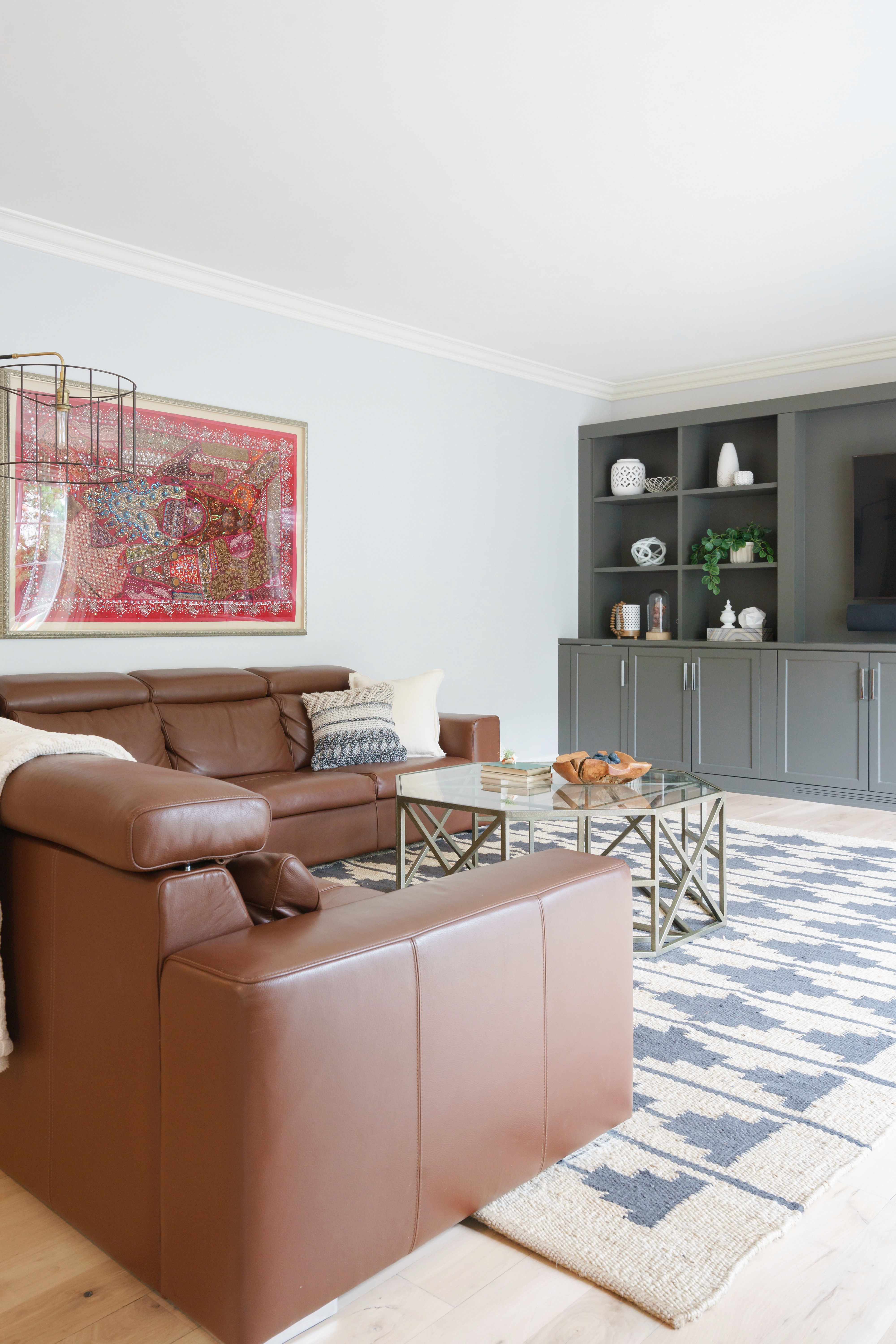 Transitional refresh living room by Ventura & Los Angeles interior designer Jubilee Interiors