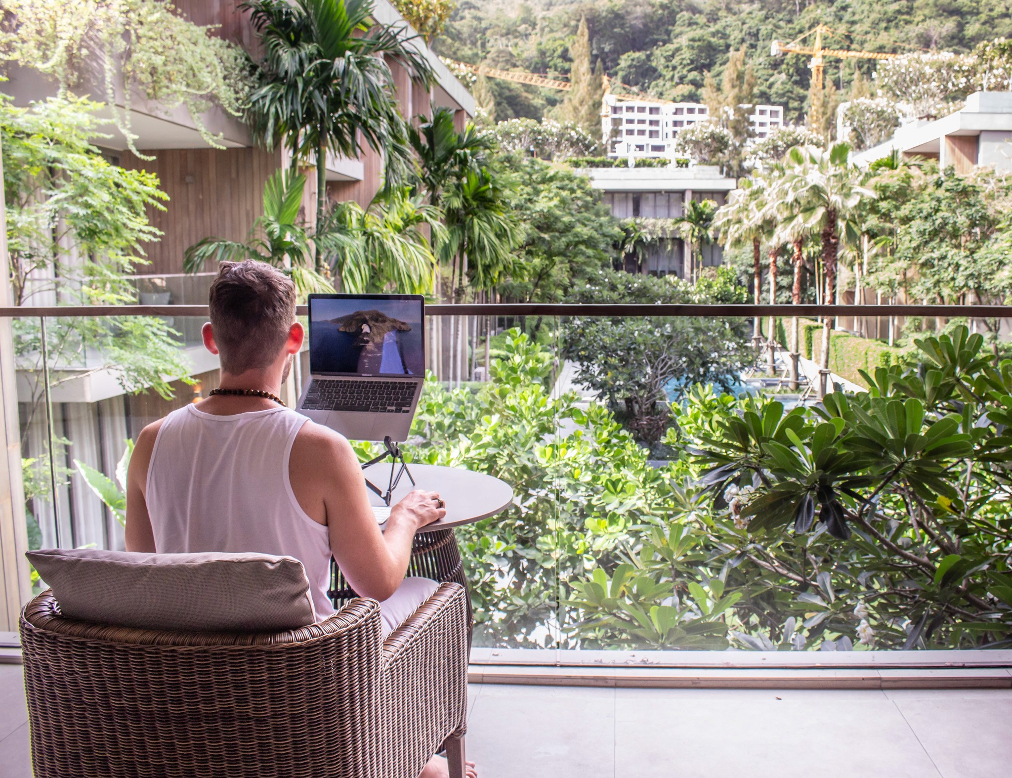 Top 5 Portable Work Essentials for Remote & Hybrid Workers (2026 Guide)