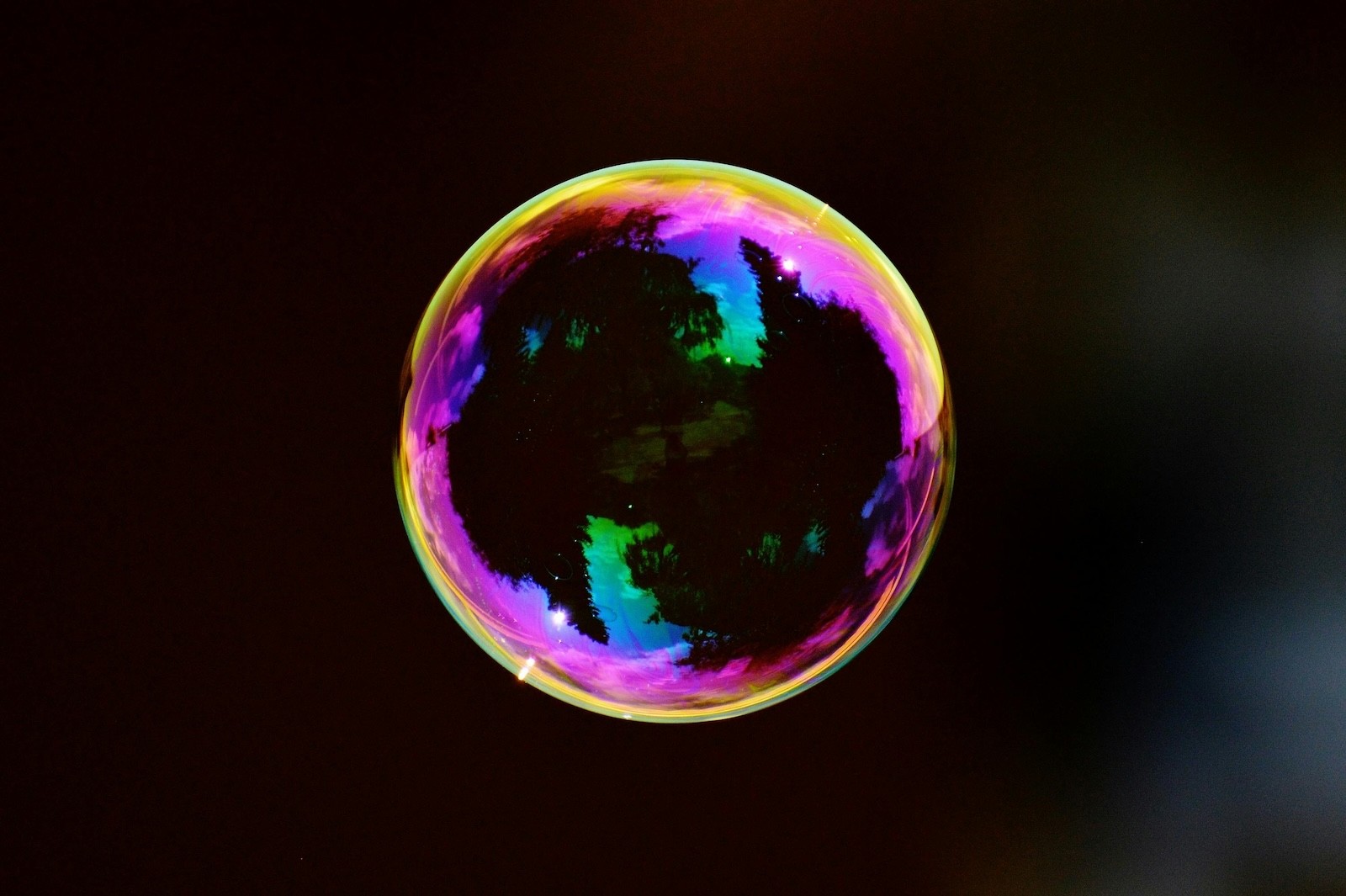 image of the bubble, black background
