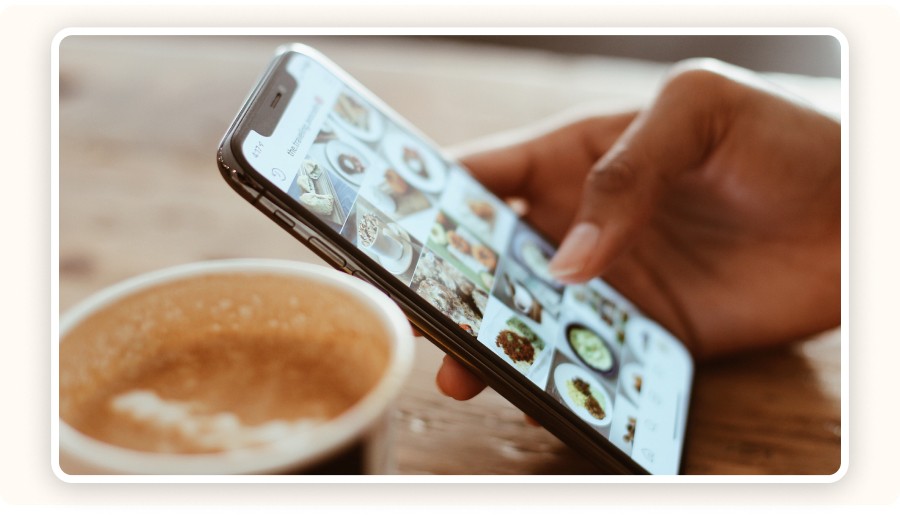 Person searching on smartphone