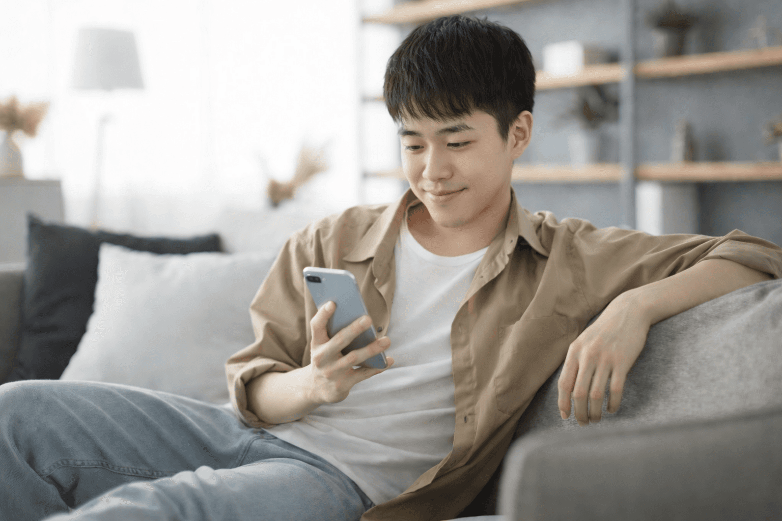 於官網提交報名