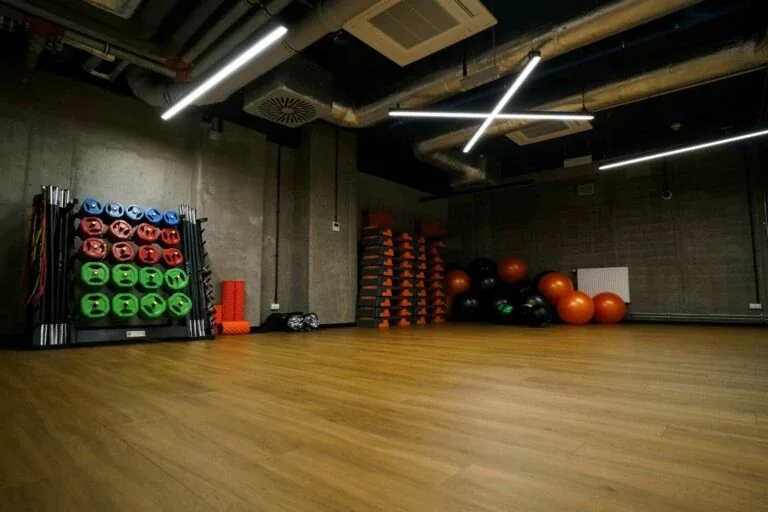 Fitness studio with exercise equipment at Kraków student accommodation