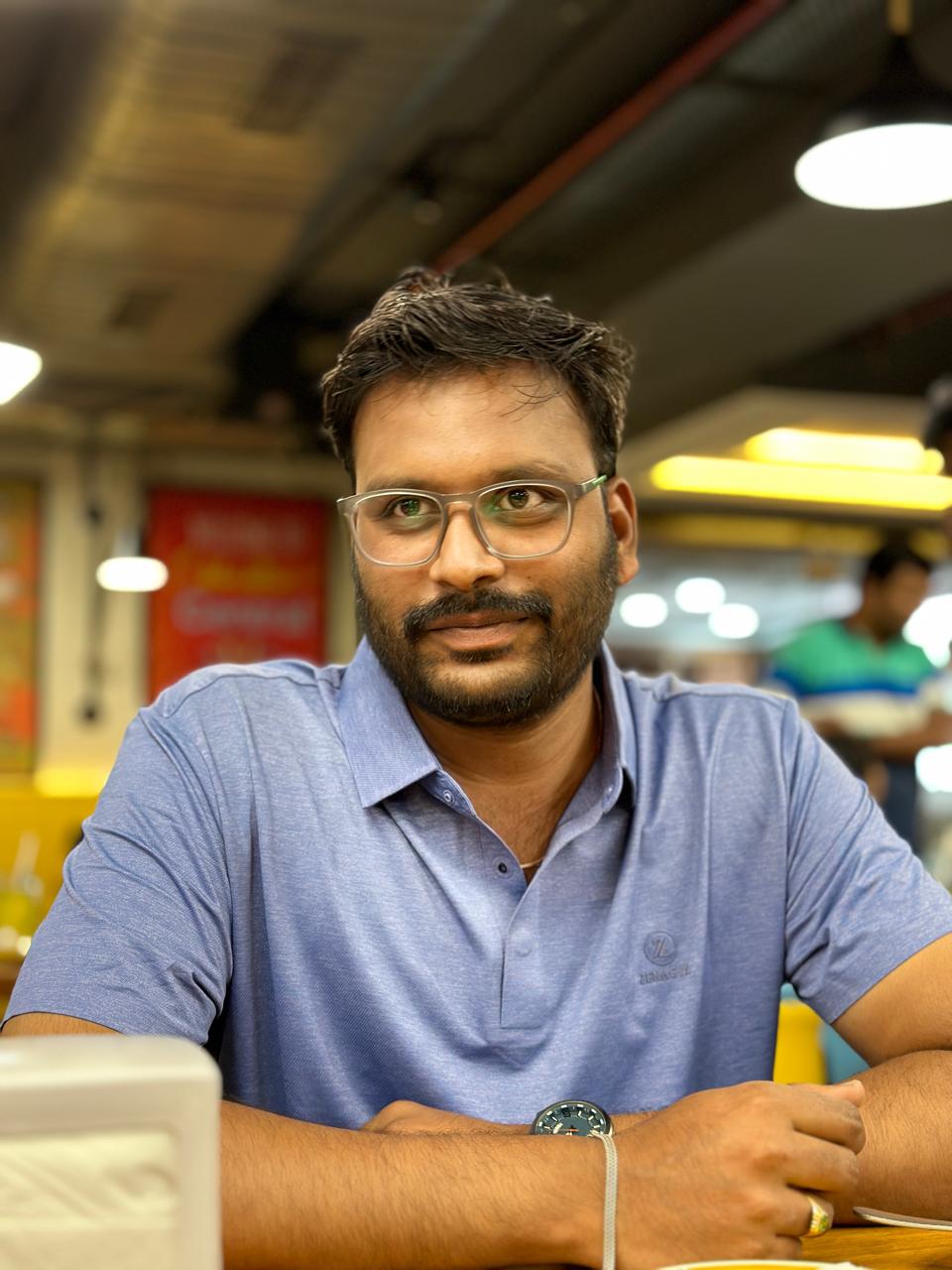 a person wearing a baseball cap