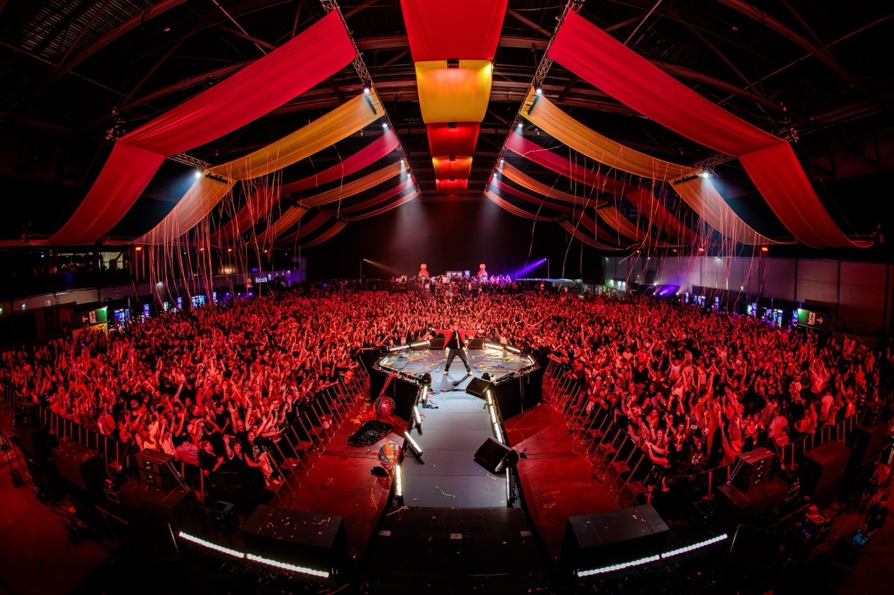 woman scrolling through content on her iphone