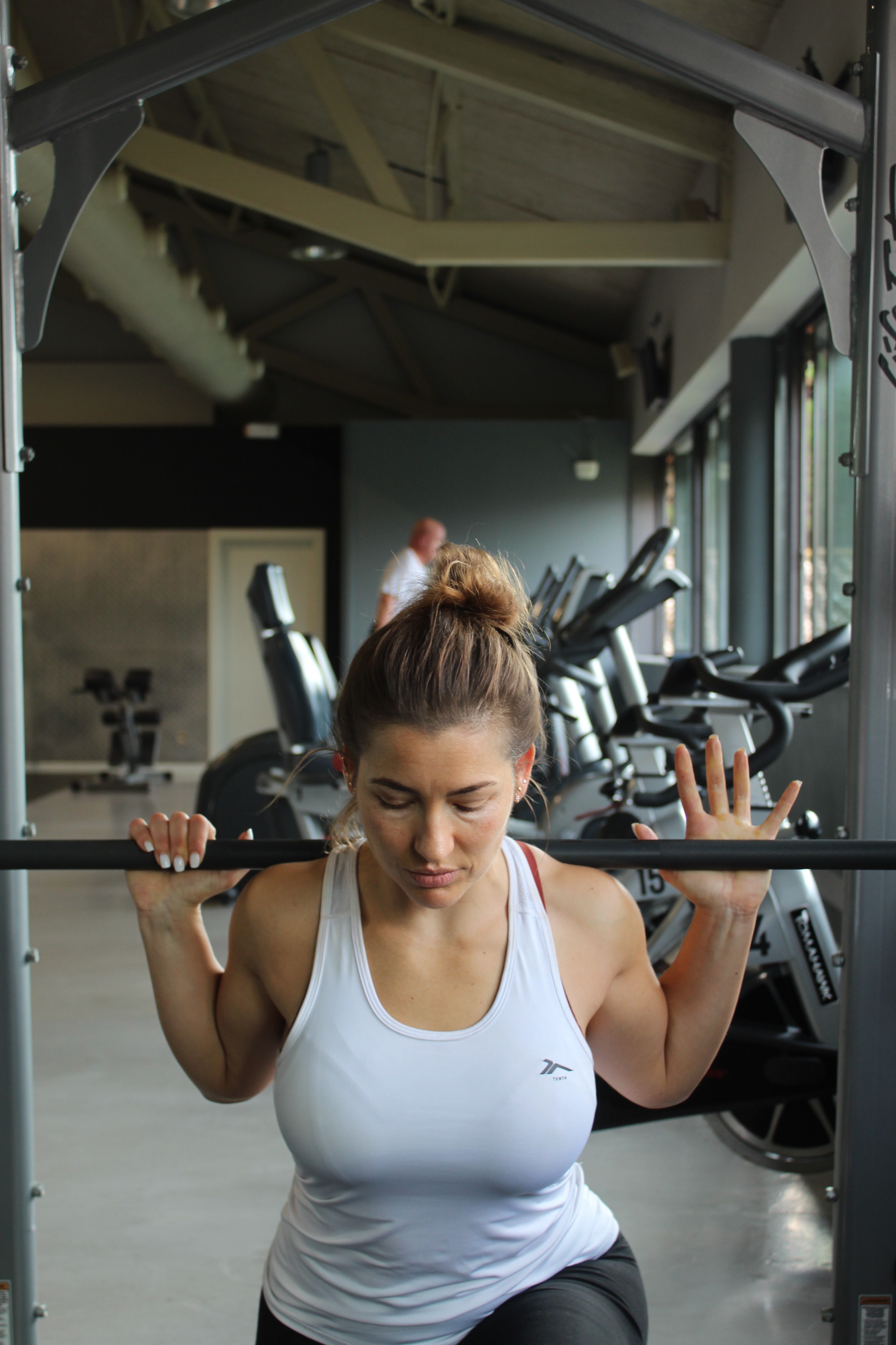 Surfer cleaning Surf board