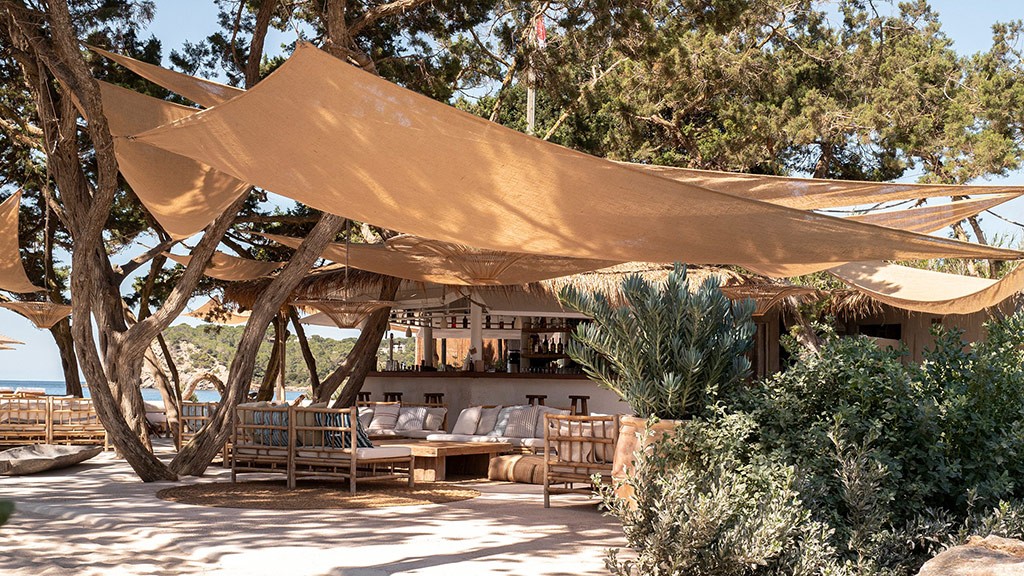 Beach club Casa Jondal in Ibiza close to Luxury Villa Can Nemo