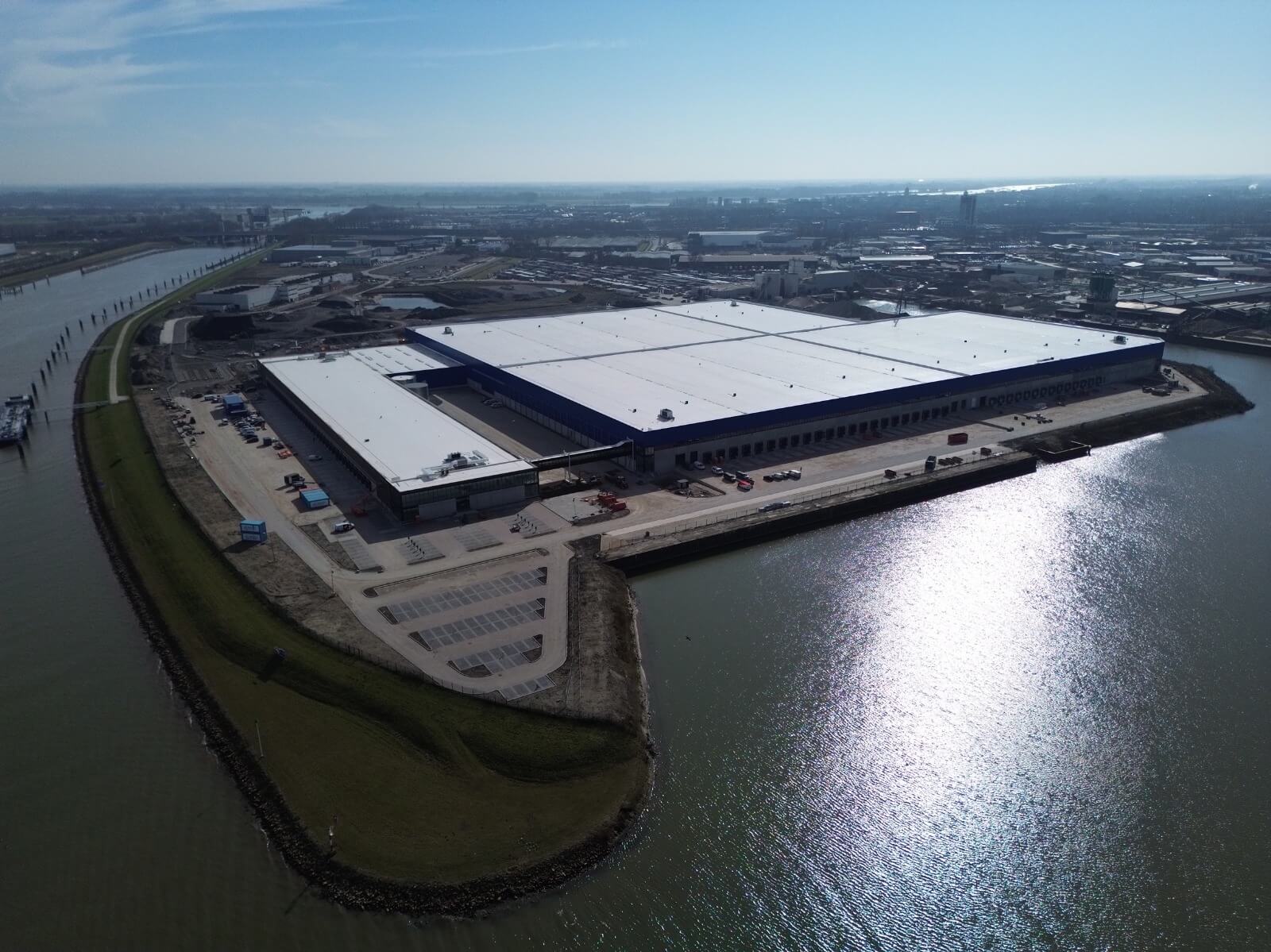 Logistic Park Glassworks after