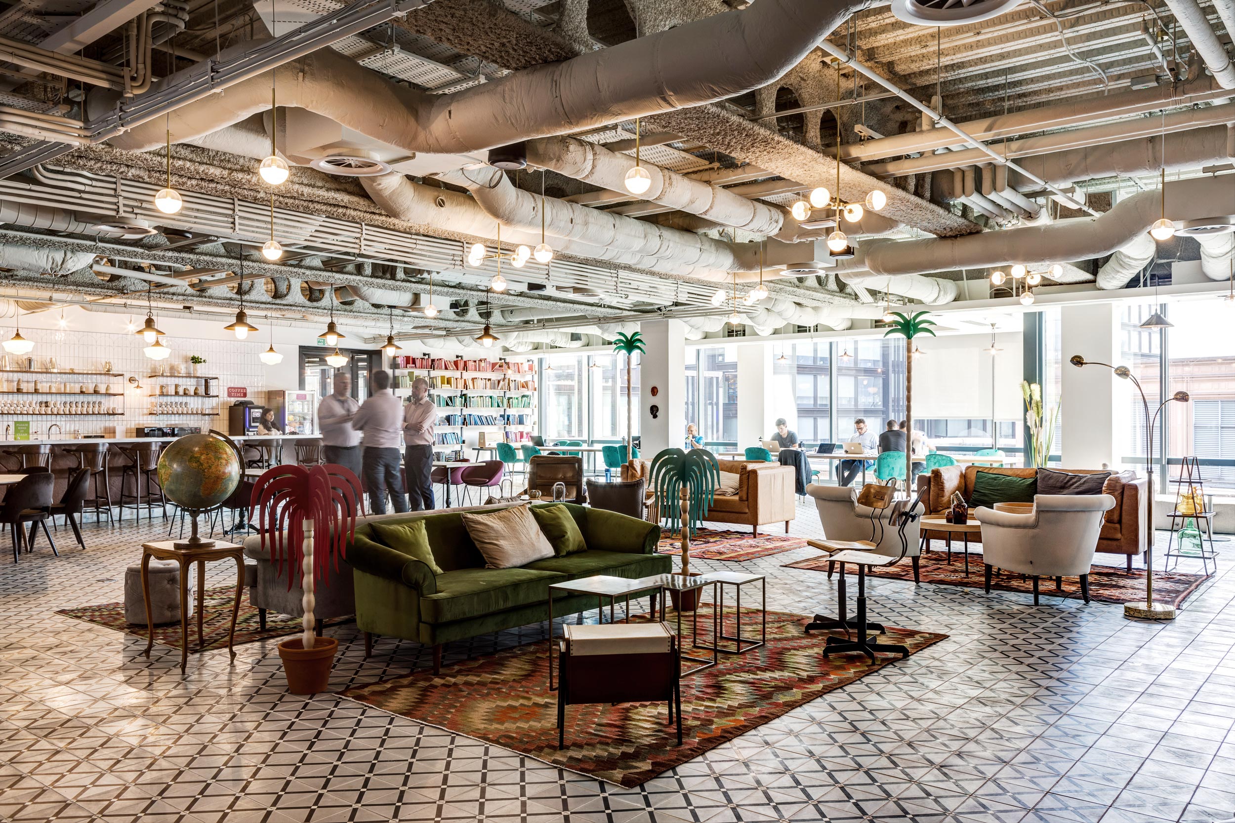 Grundriss der CONTACT ZONES Ausstellung im MAK Frankfurt mit Murat Adash Szenografie