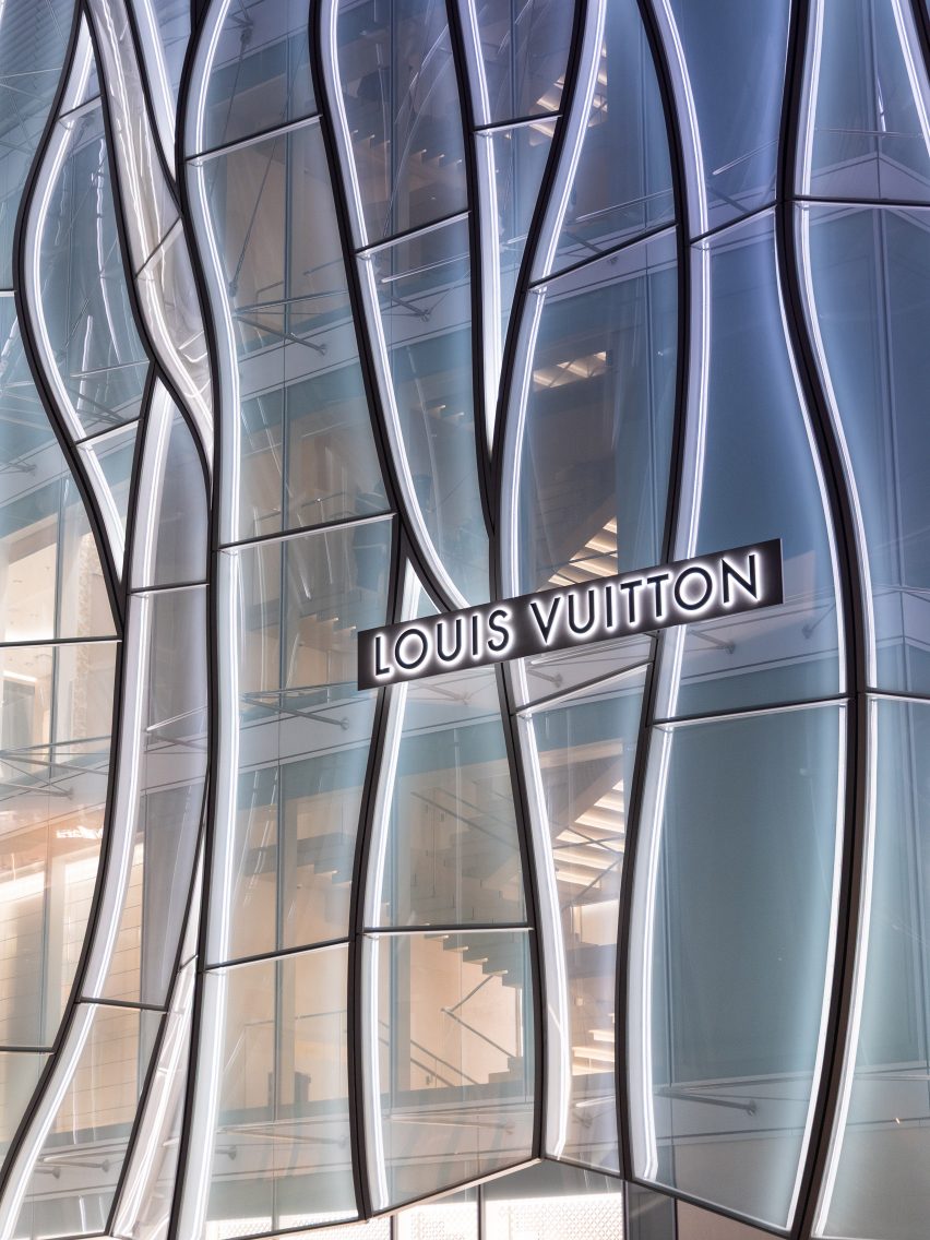 Maison Louis Vuitton Sanlitun Beijing by Jun Aoki