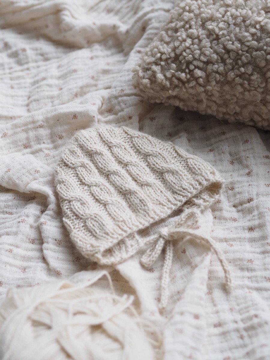 Lun Kyse knitting pattern by WeLoveKnitters