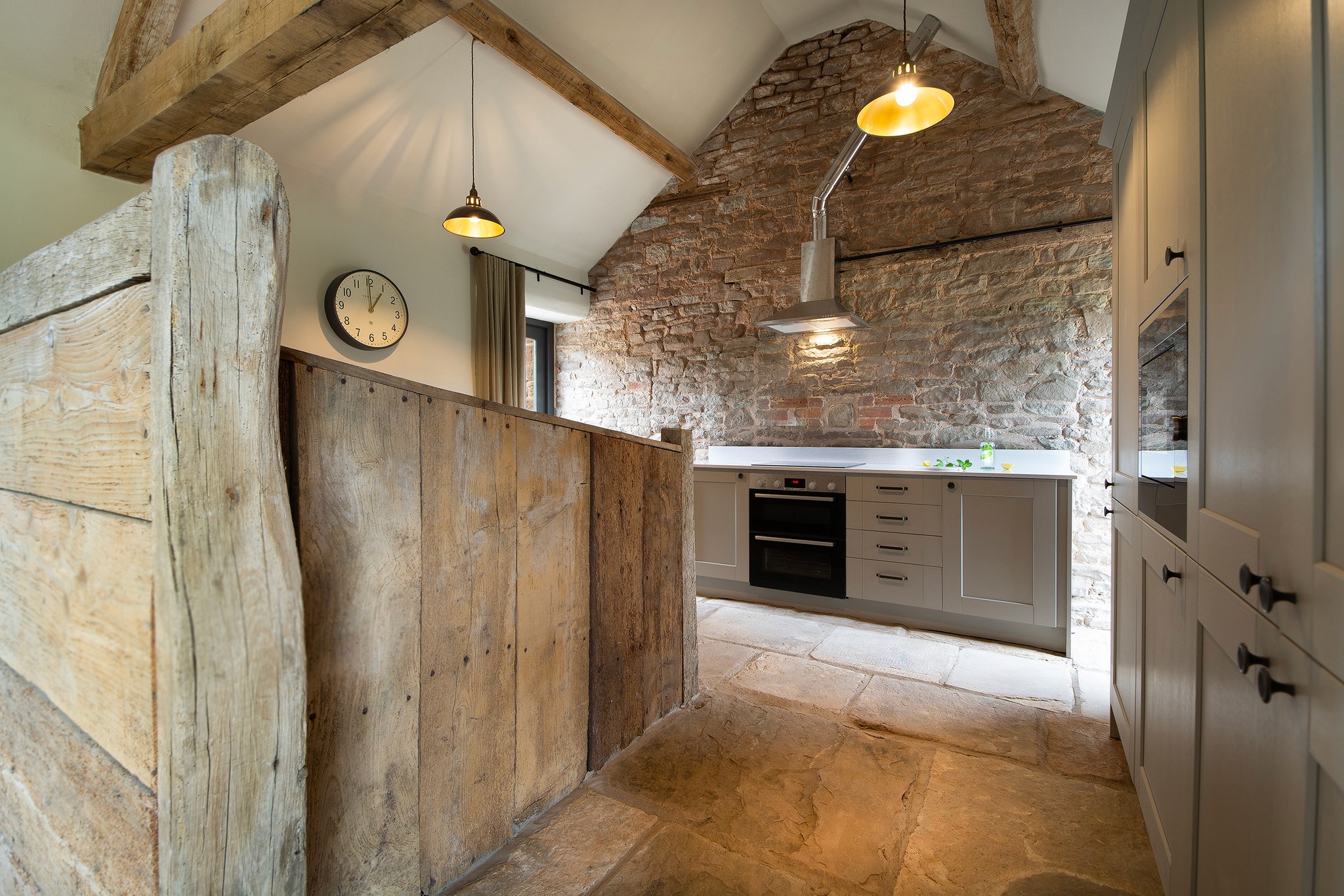 Sam Gardiner Design Hop Kiln Cart Barn 6