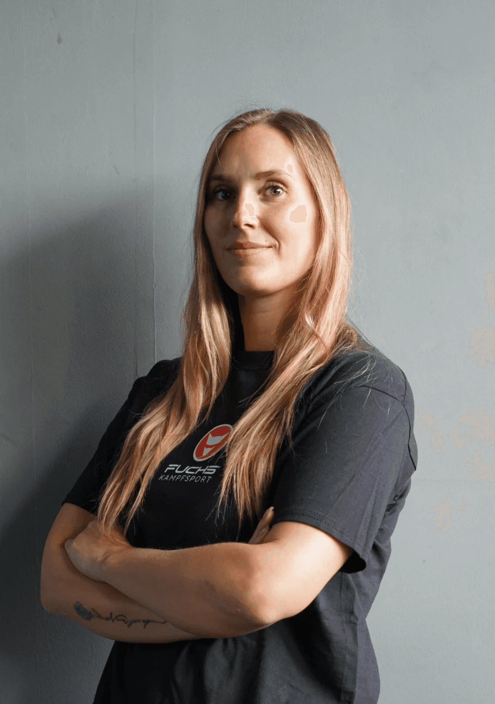 Yasmine, Empfang und Ansprechpartnerin im Servicebereich des Fuchs Kampfsportstudios