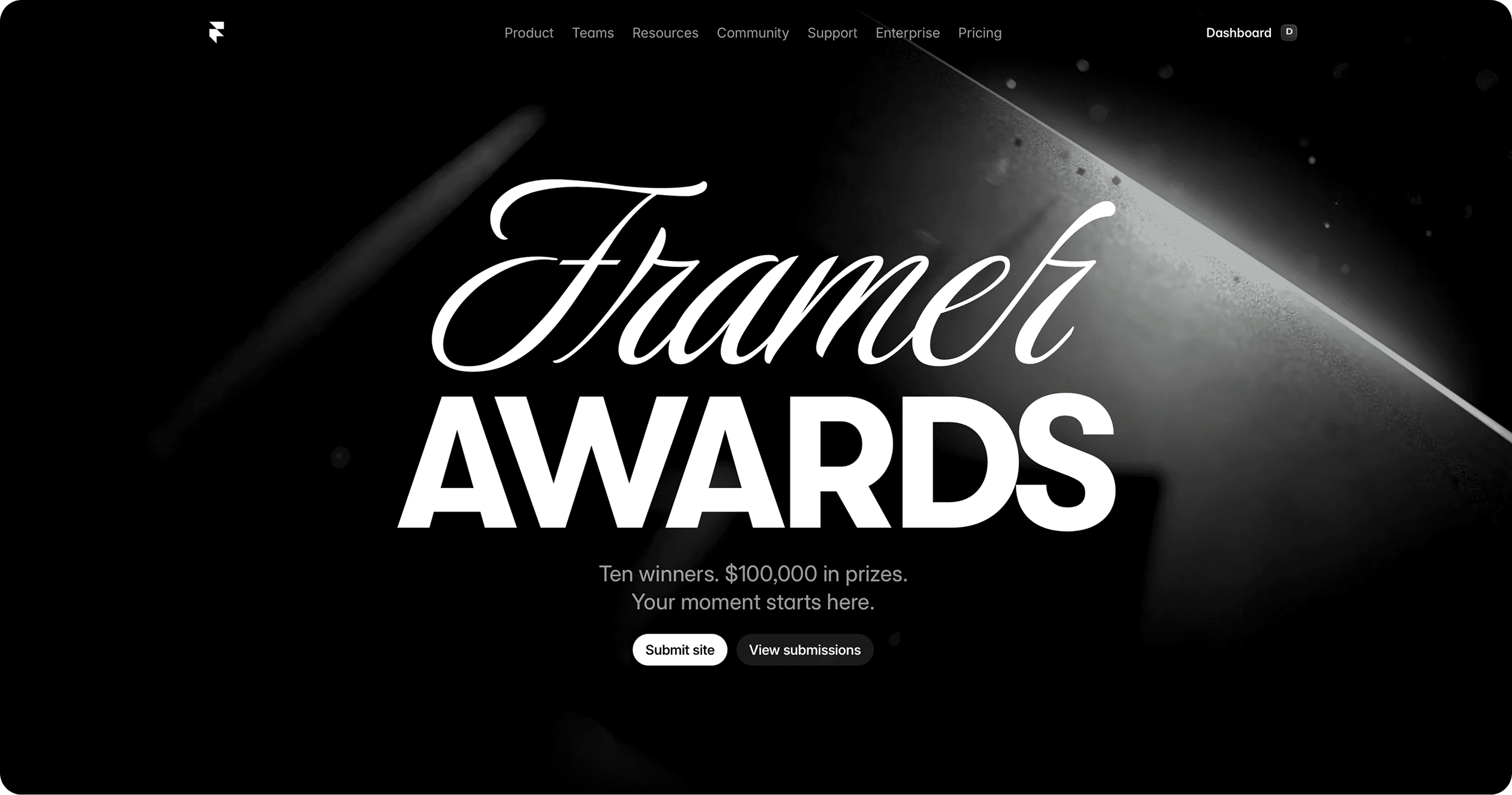 Screenshot of the official Framer community and awards website, showcasing the vibrant ecosystem and constant evolution of the platform used by Luna UI.