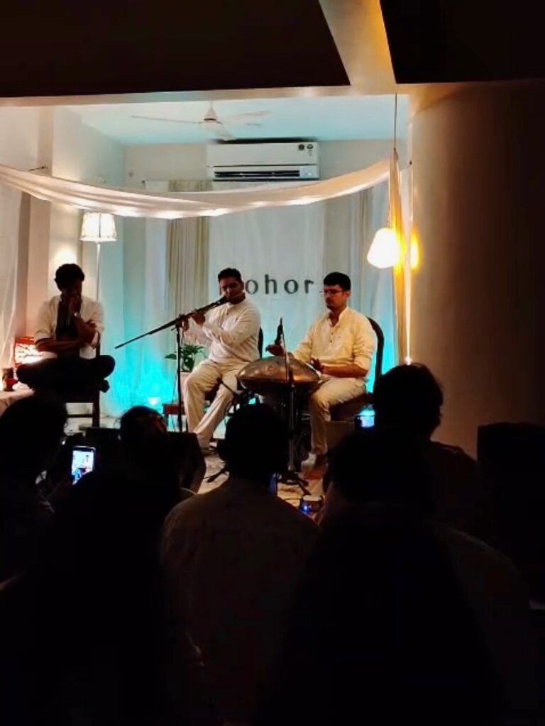 Handpan flute and poetry performance during The Unstringed live event in Pune