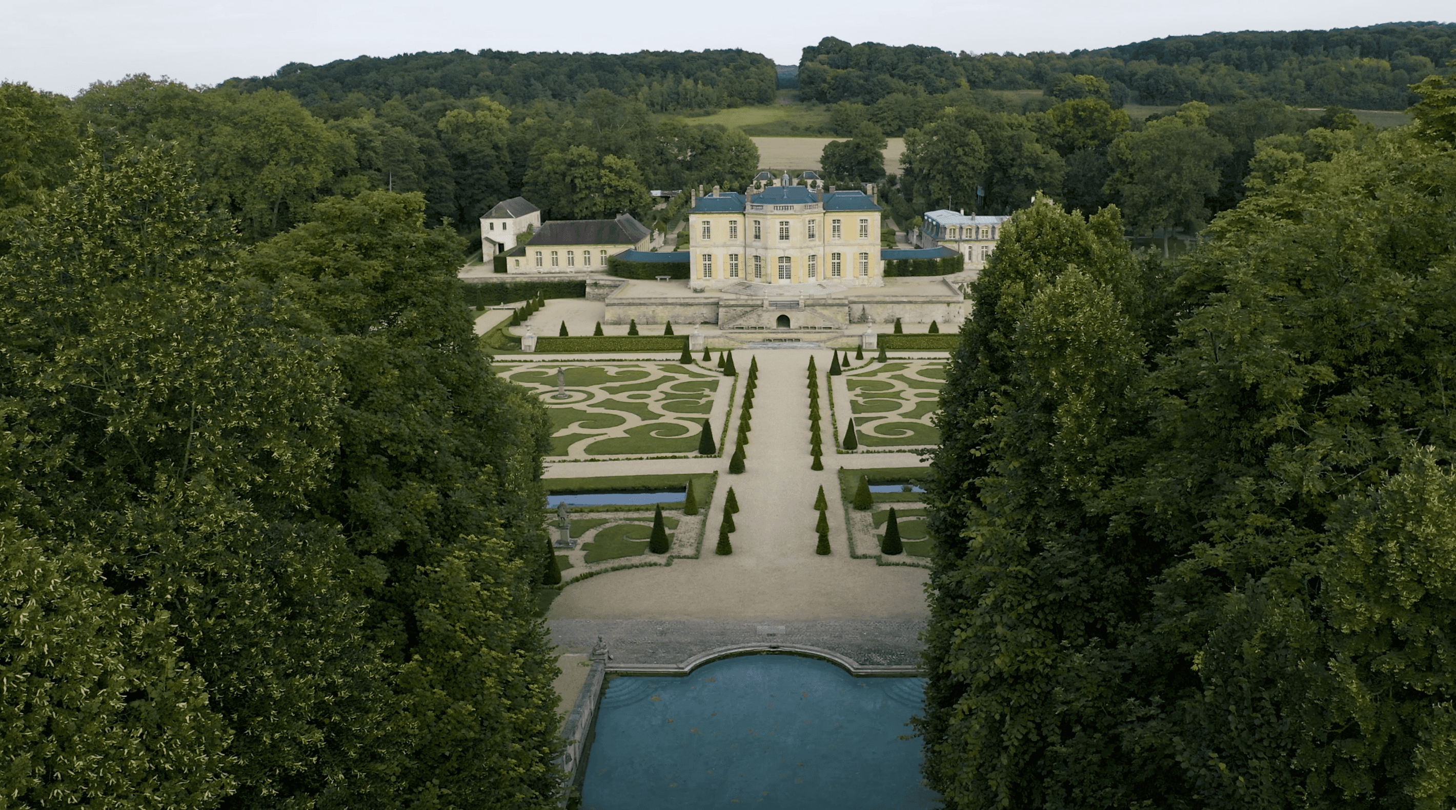 Silhouette of a person with blurred face in profile.