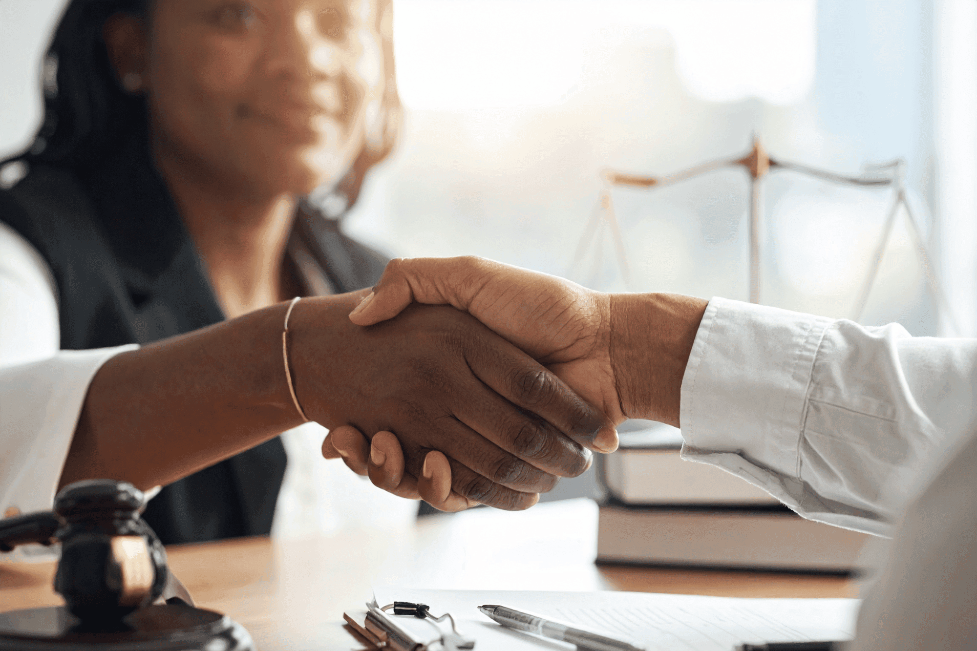How Attorneys Benefit When Their Clients Receive Pre-Settlement Funding
