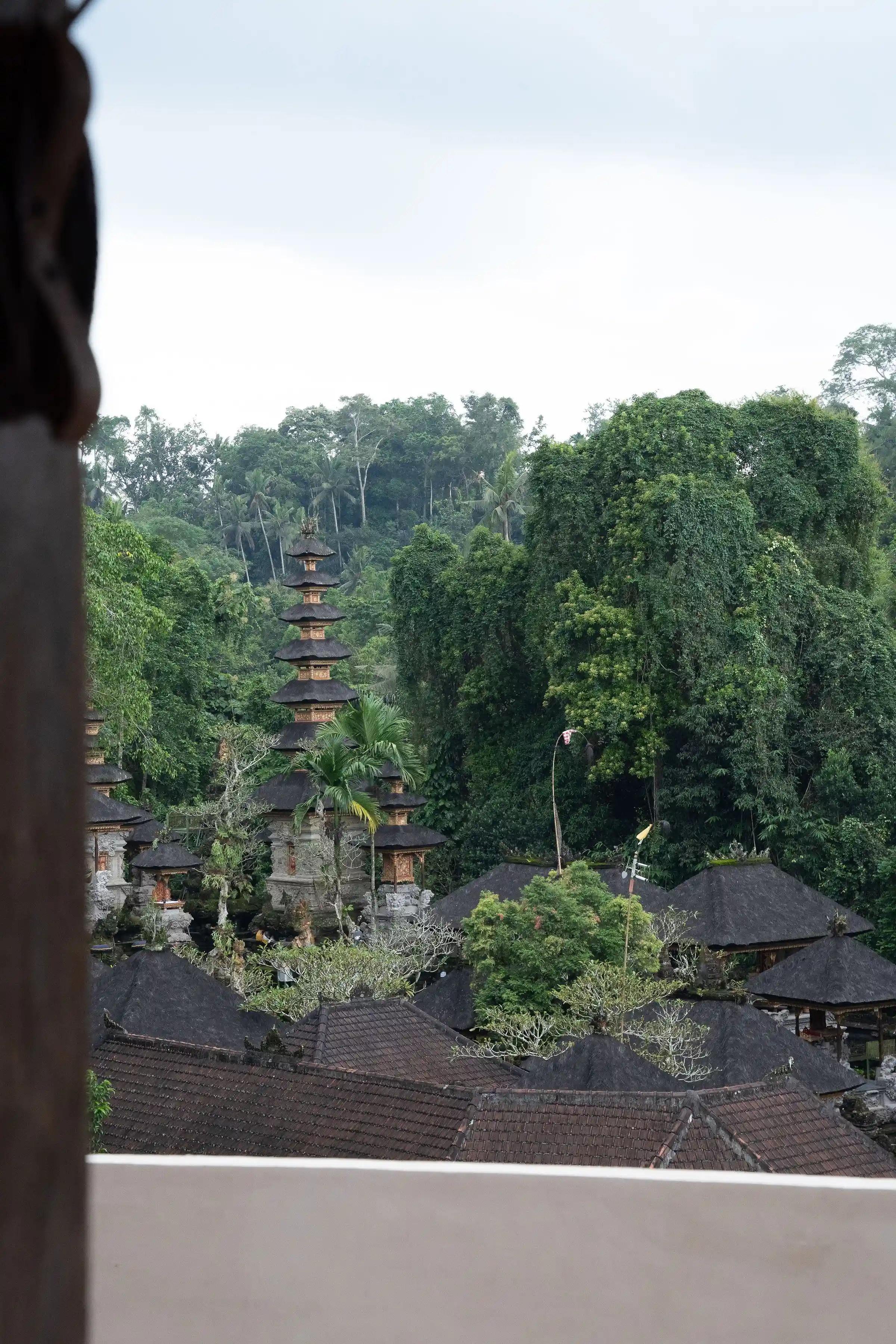 guide to know gunung lebah temple